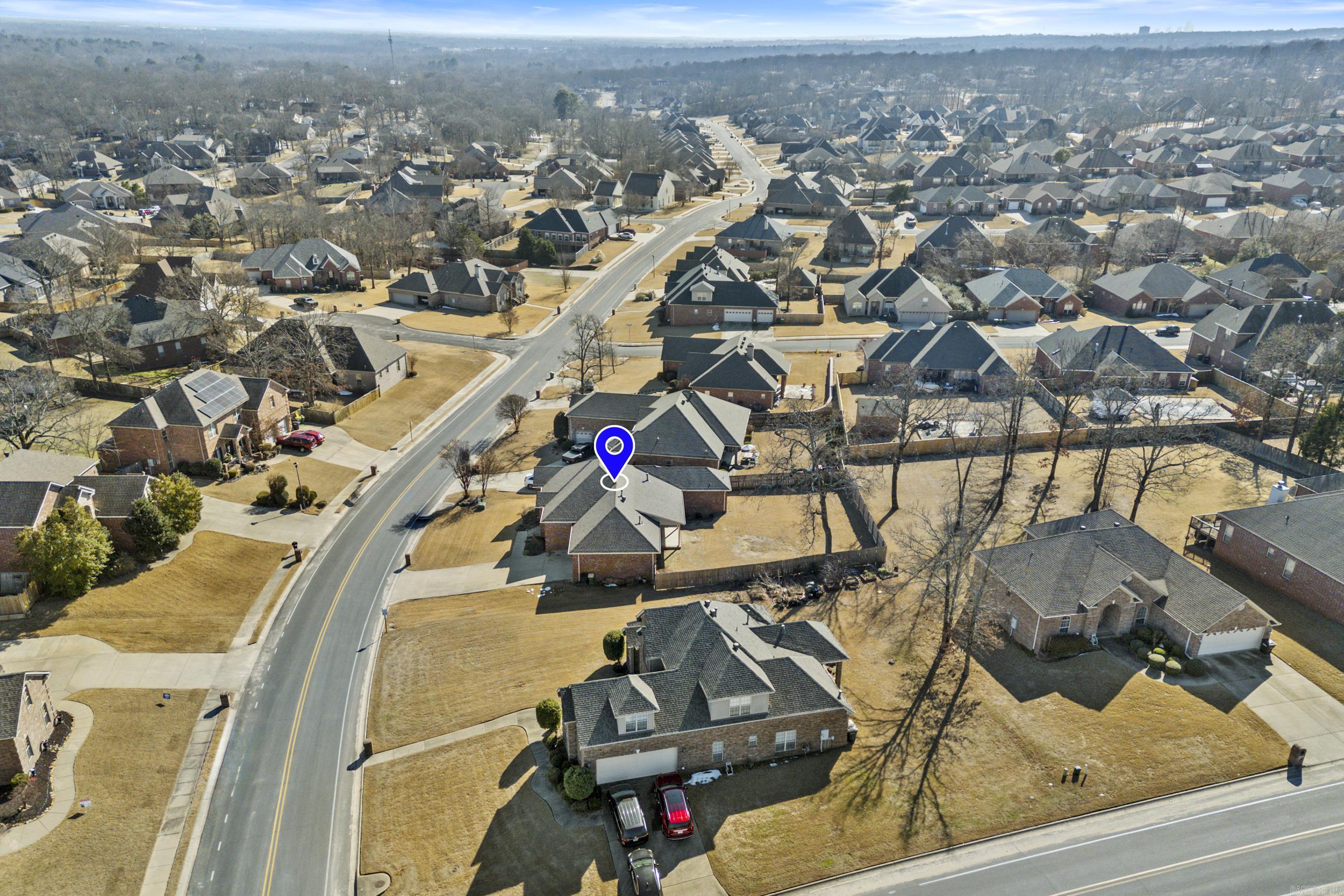 1925 Oakbrook  Sherwood, AR