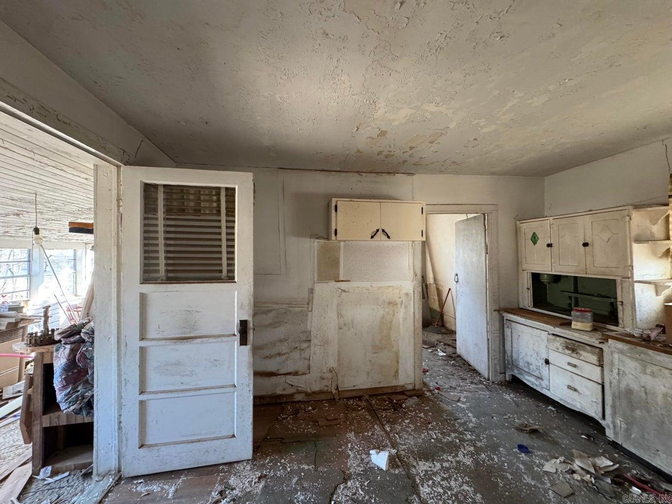 131 W Main  Evening Shade, AR