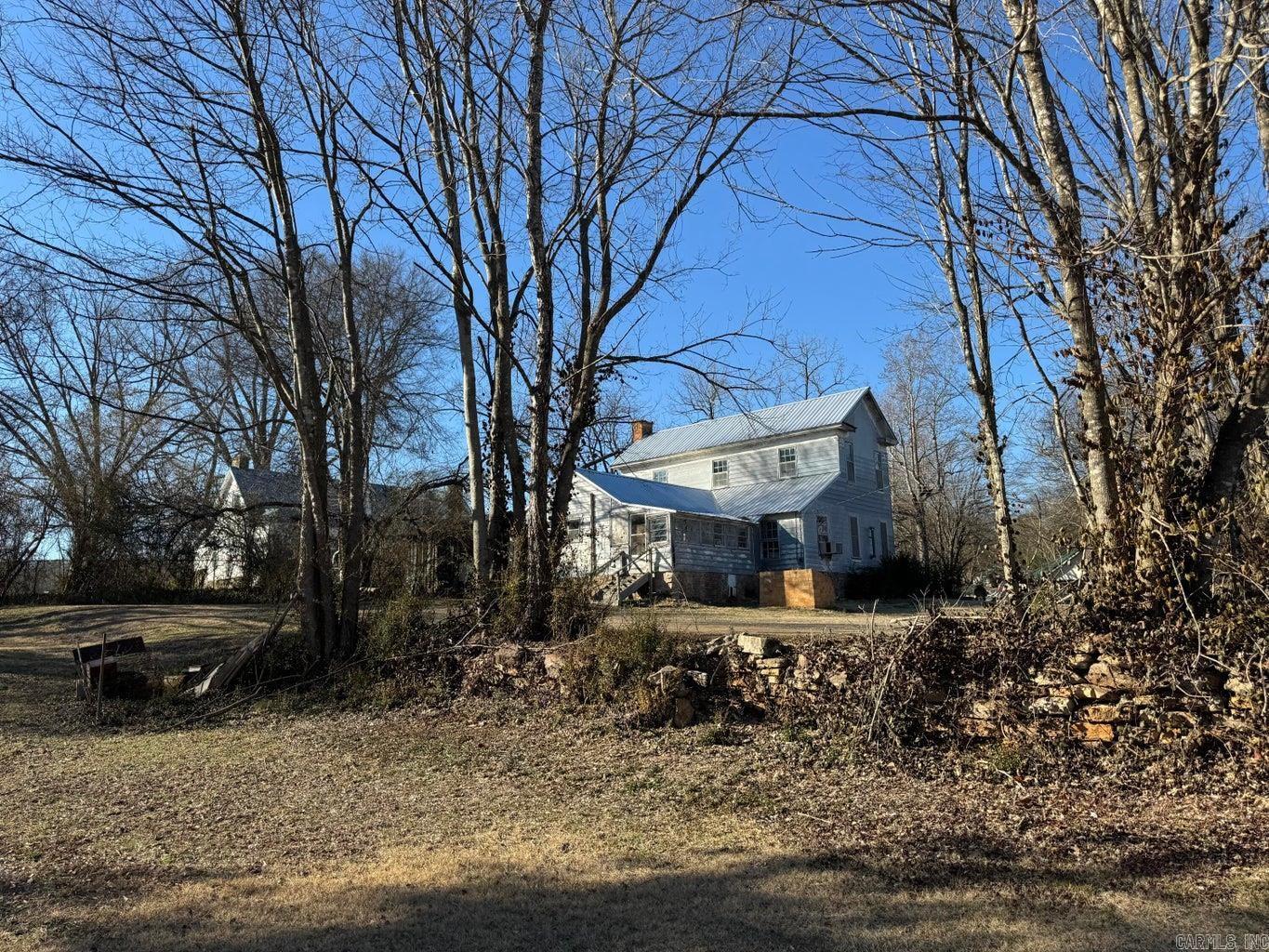 131 W Main  Evening Shade, AR