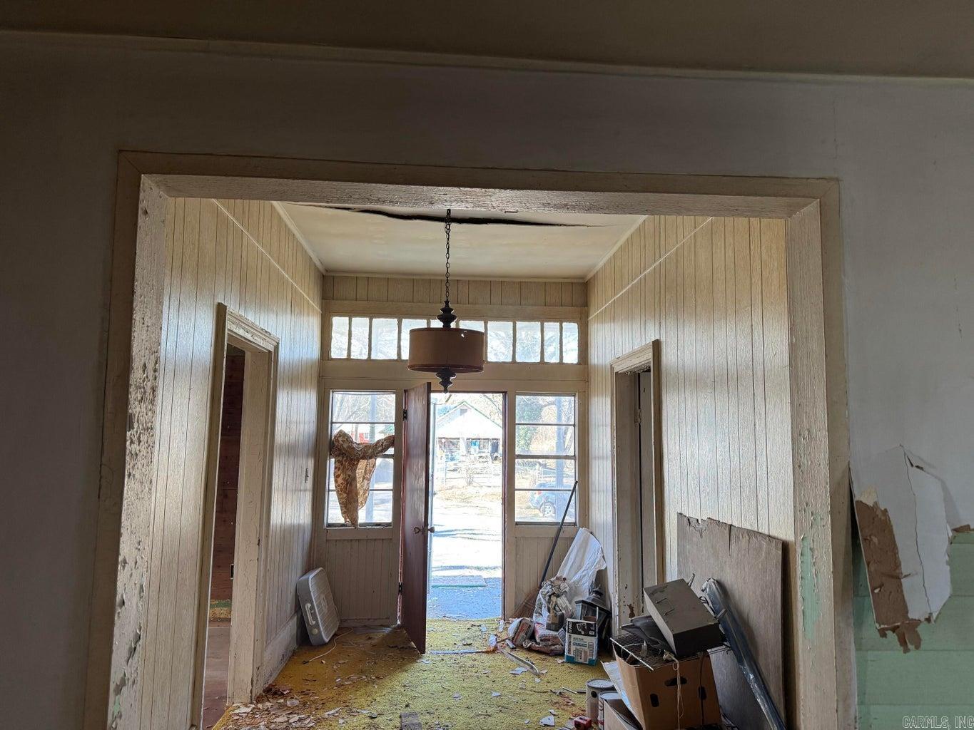 131 W Main  Evening Shade, AR