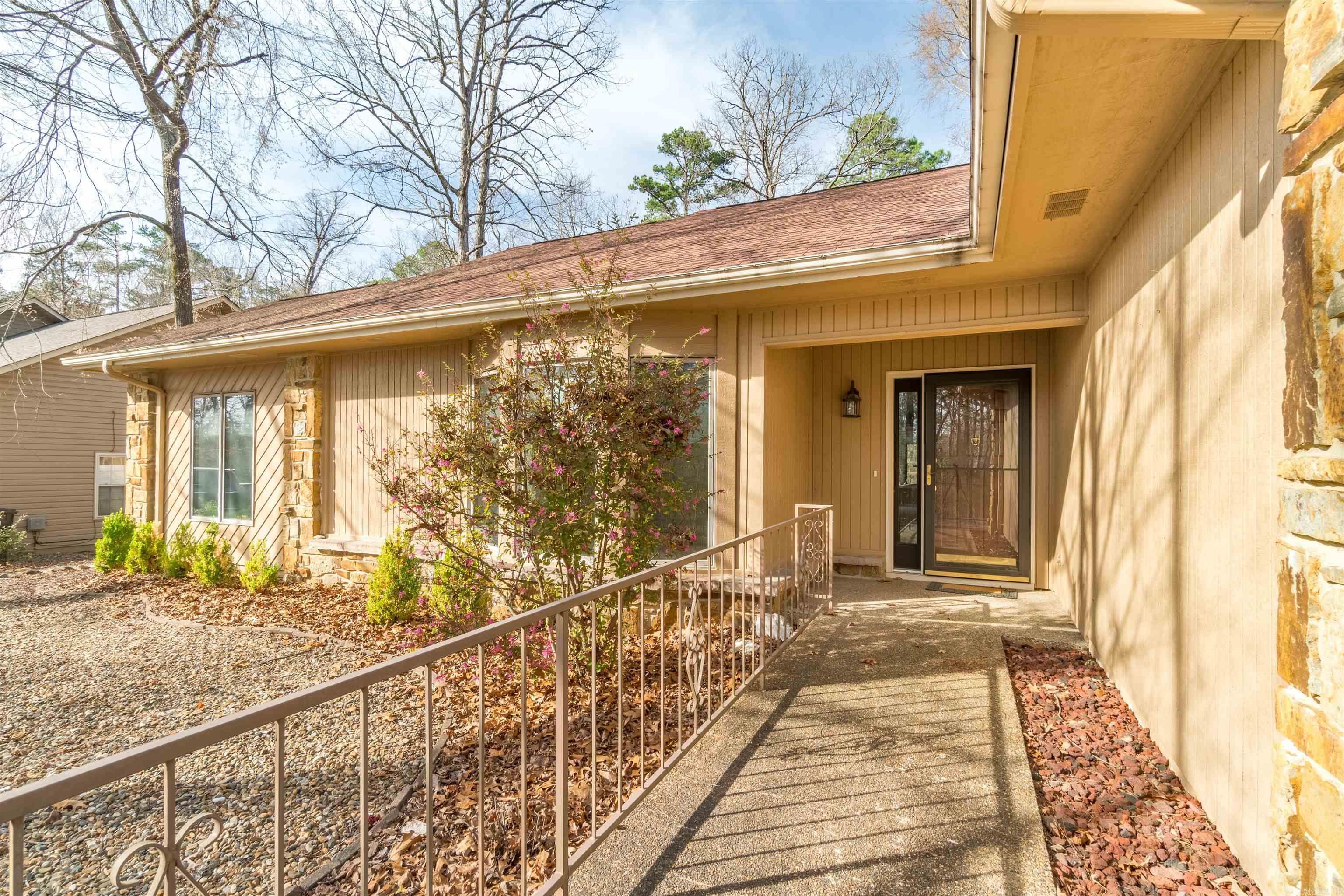 2 Quieto  Hot Springs Village, AR