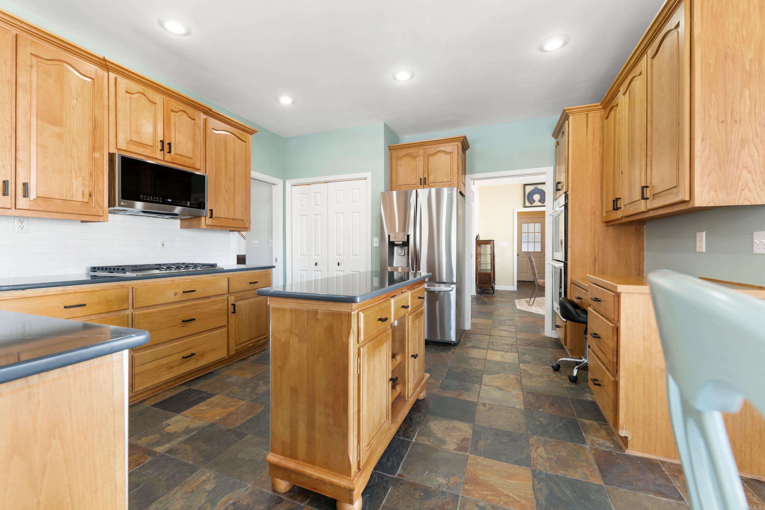 2510 Woodland Bluff  Heber Springs, AR