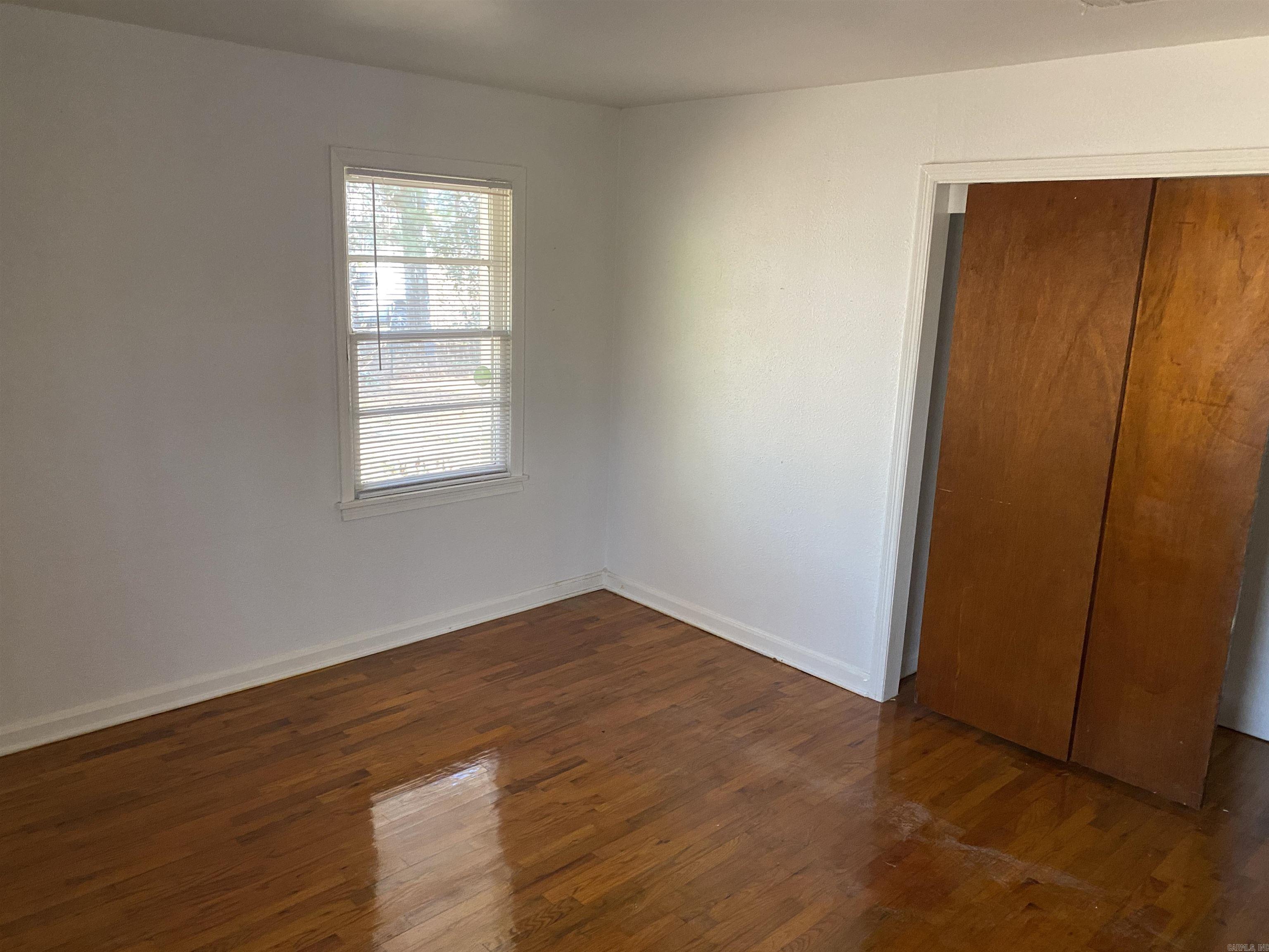 1009 and 1011 Country Club  Arkadelphia, AR