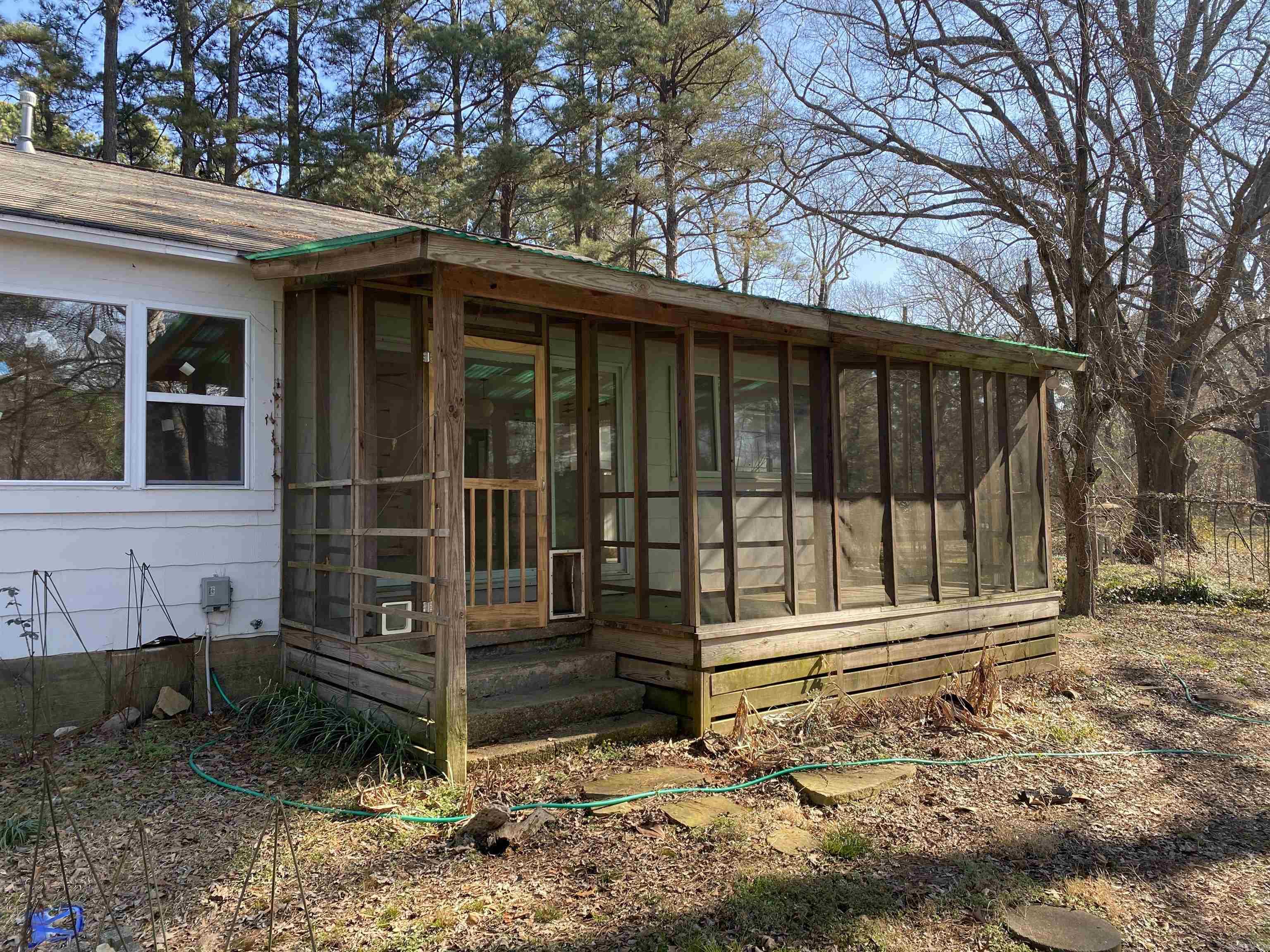 1009 and 1011 Country Club  Arkadelphia, AR