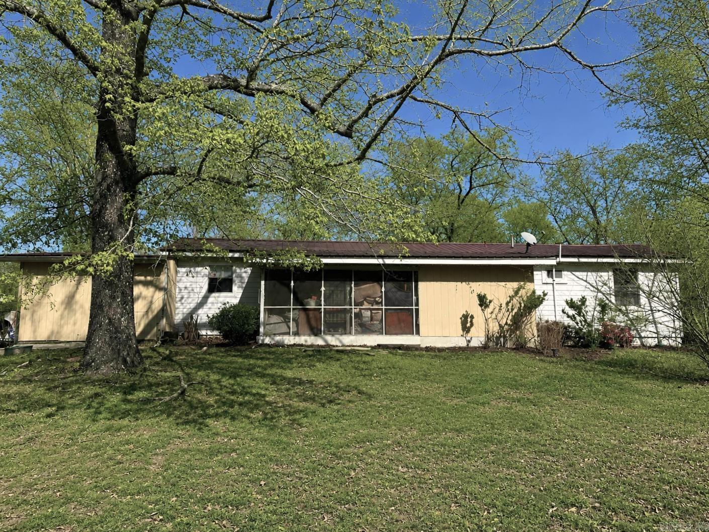 167 Polk road 286 Hatfield, AR 71945