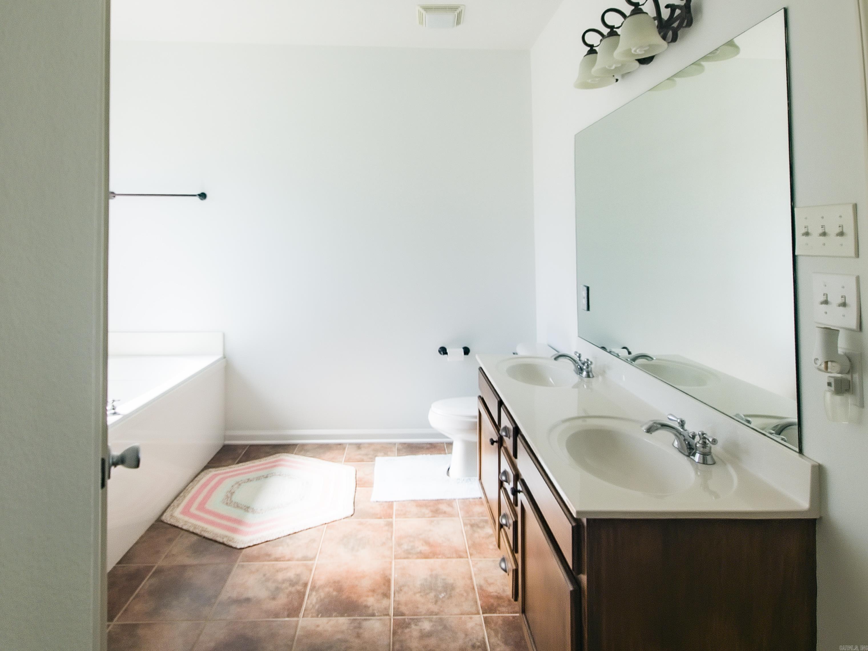 5235 Tennyson  Conway, AR