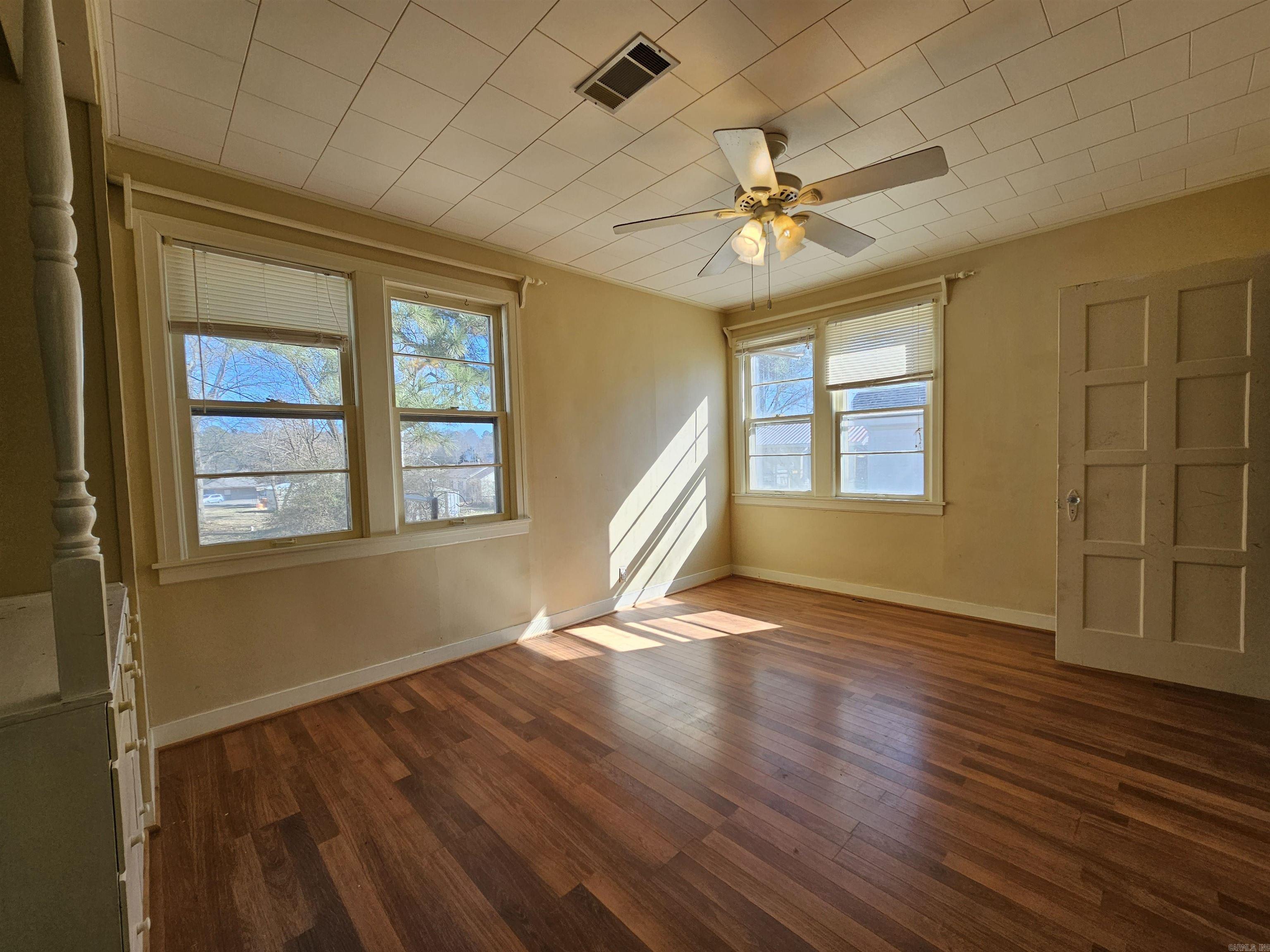 710 N Oak  Morrilton, AR