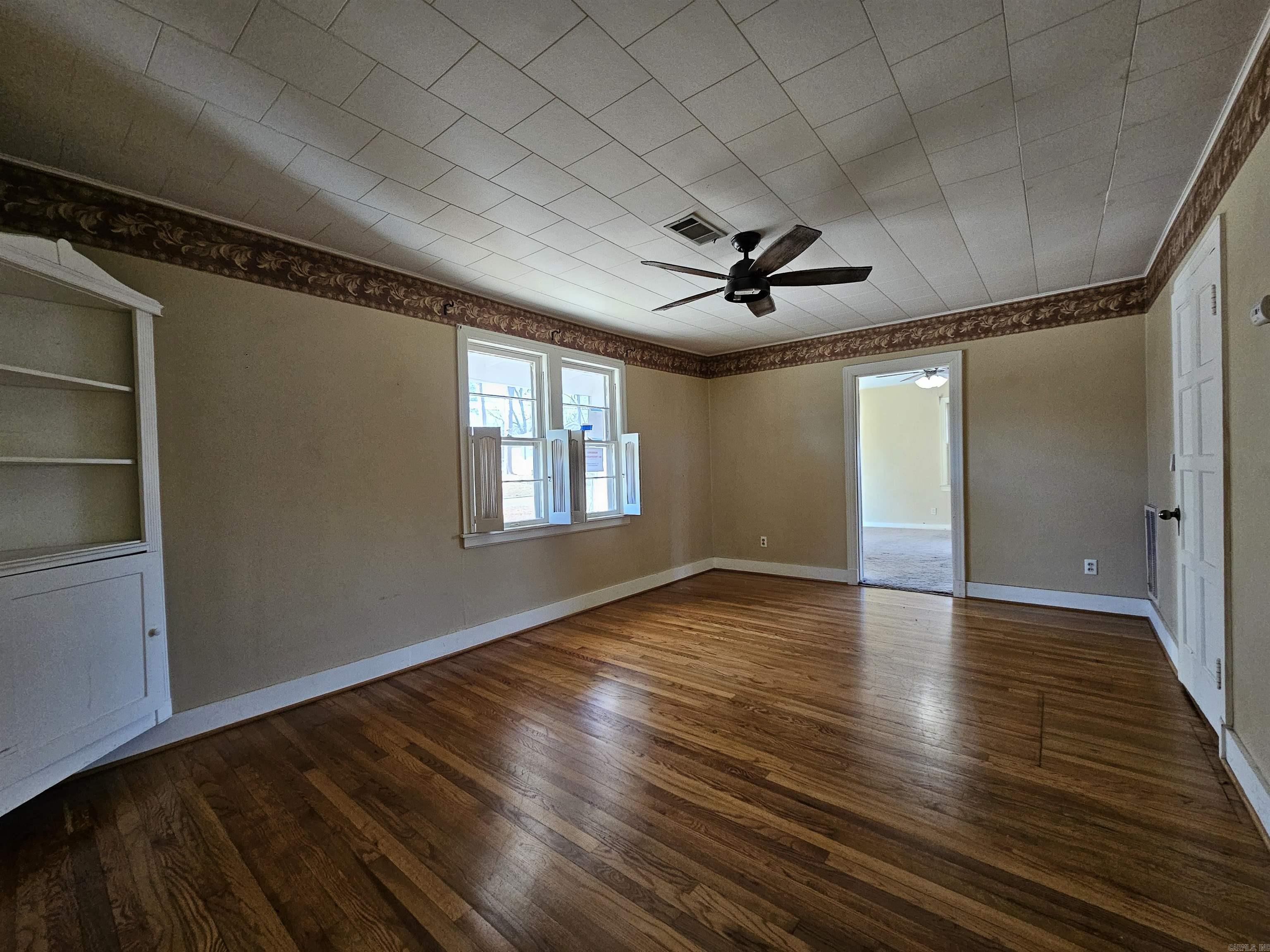 710 N Oak  Morrilton, AR