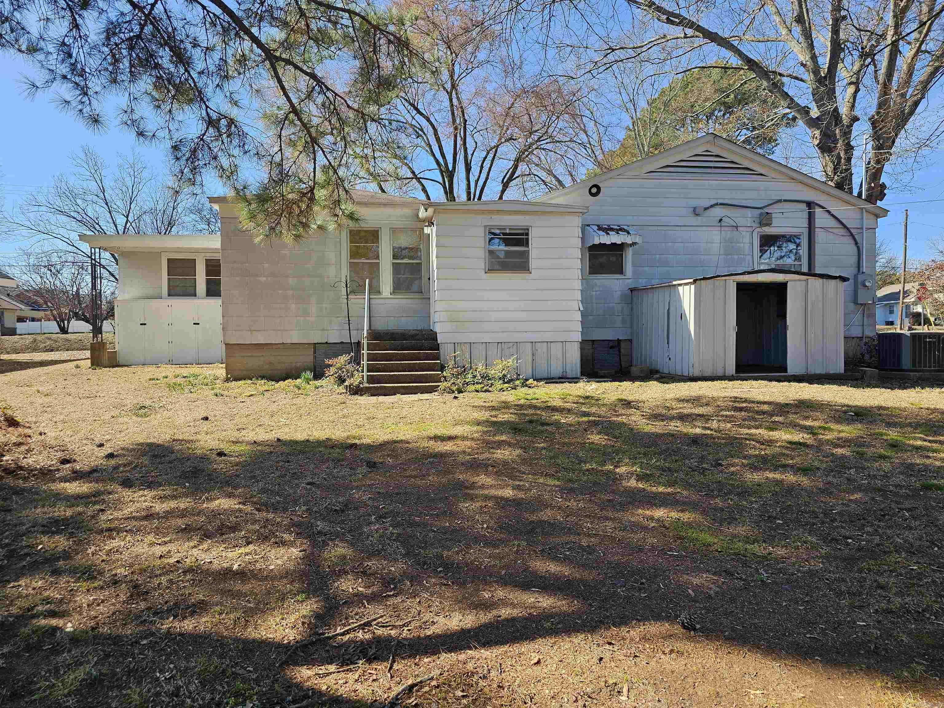 710 N Oak  Morrilton, AR