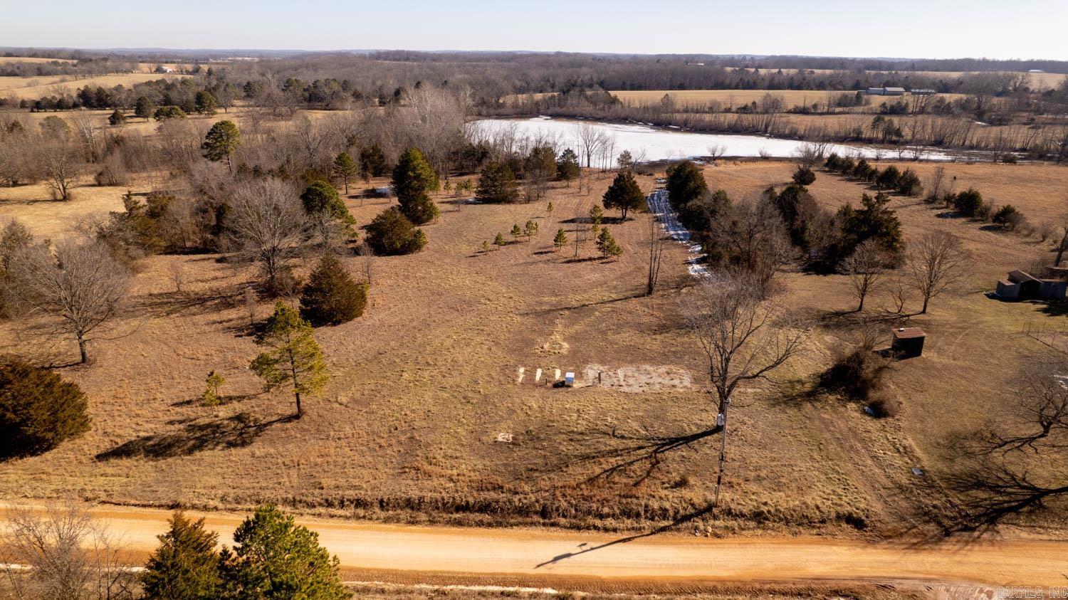 676 County Road 403  Alton, MO