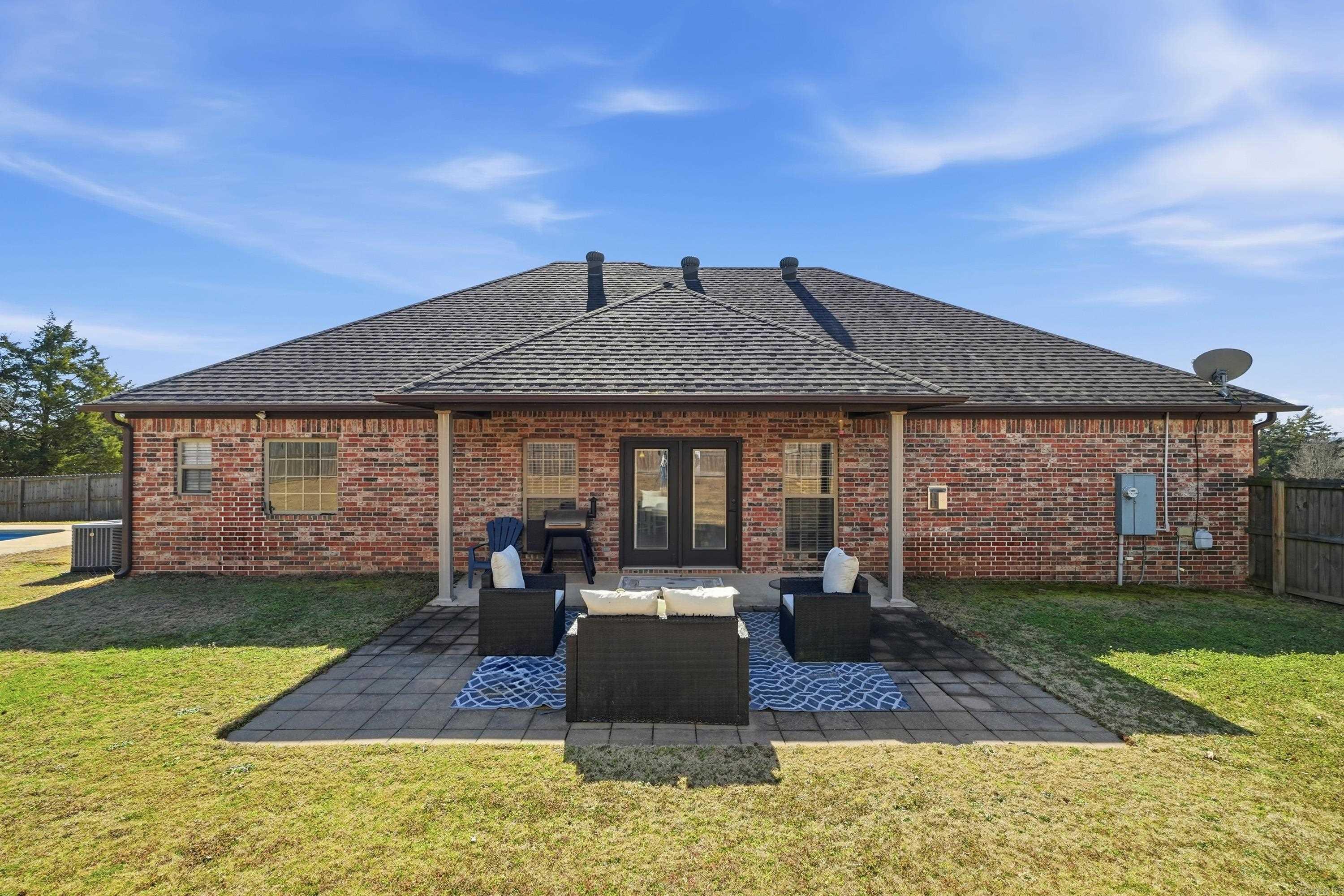 34 Lieblong Road  Greenbrier, AR