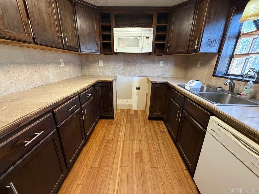 2601 River  Redfield, AR