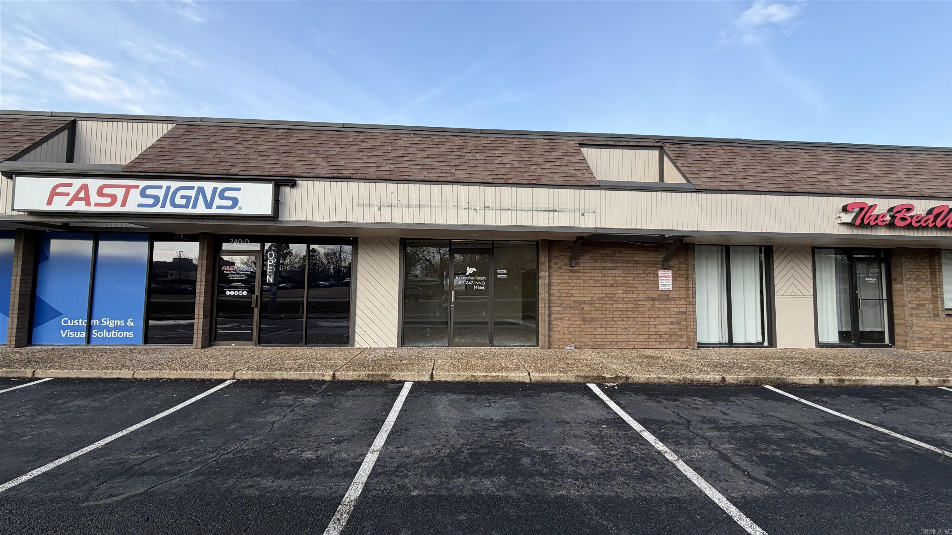 240 S Shackelford  Little Rock, AR