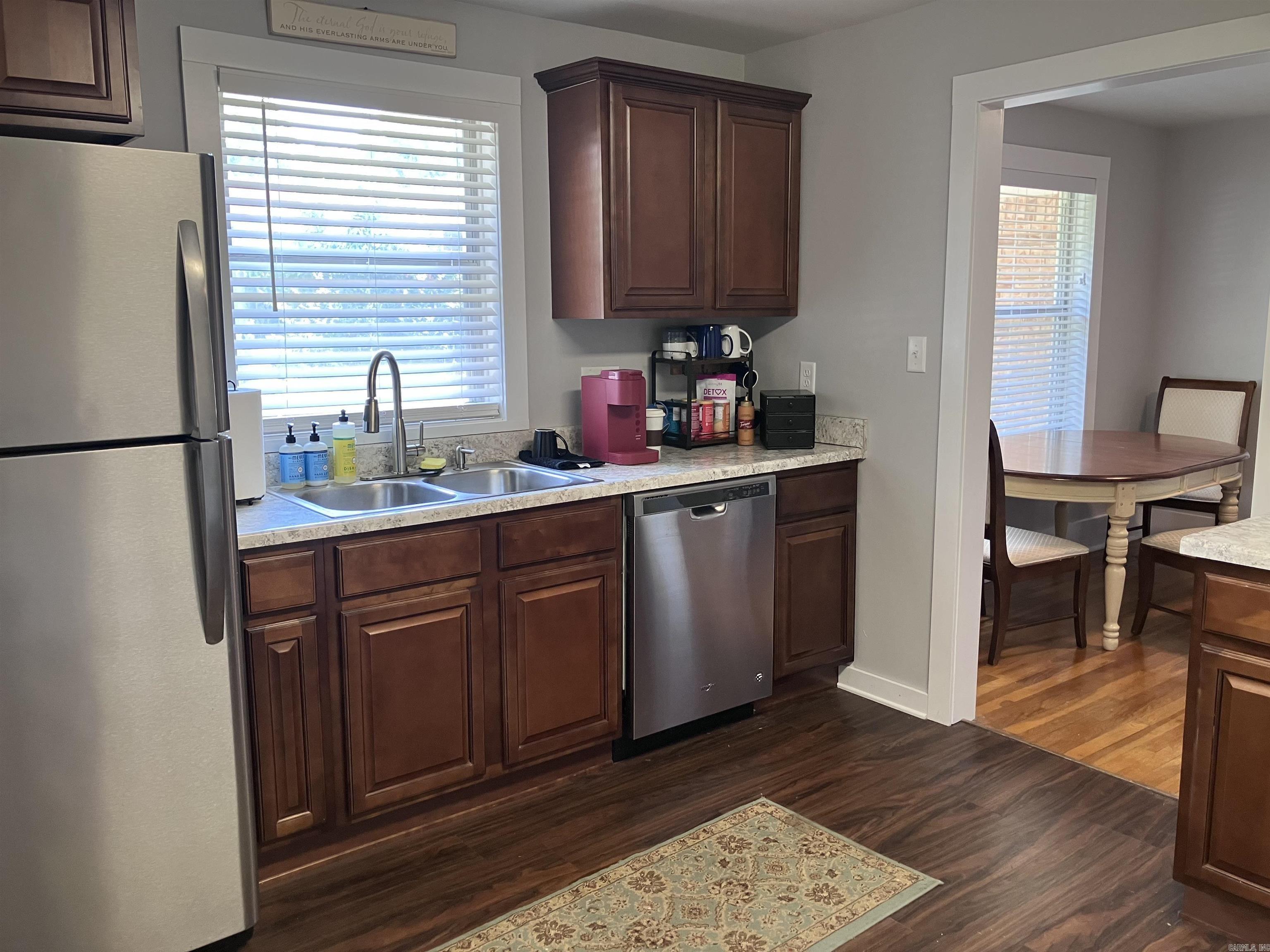 506 W Pleasure  Searcy, AR