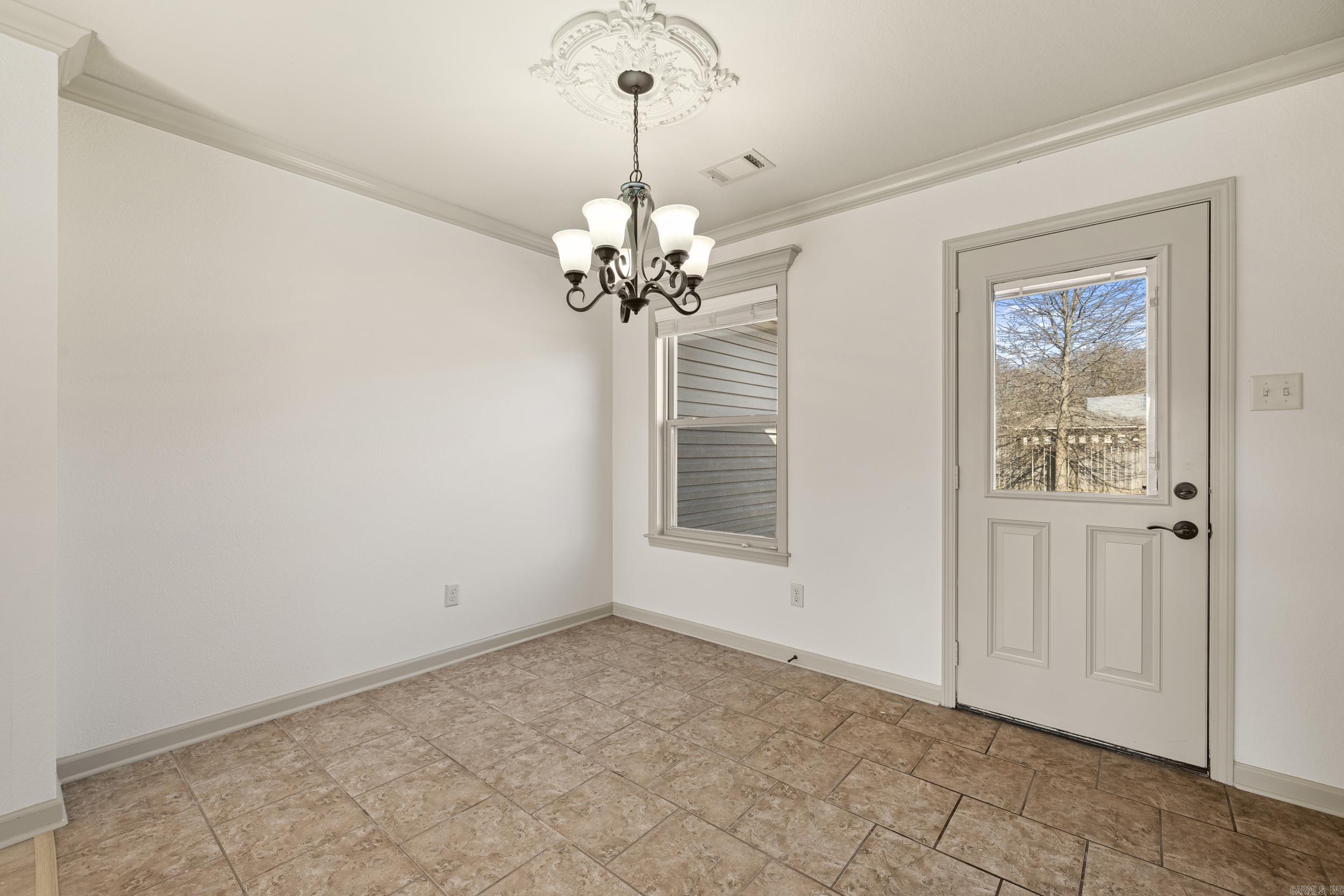 24 Magnolia  Ward, AR