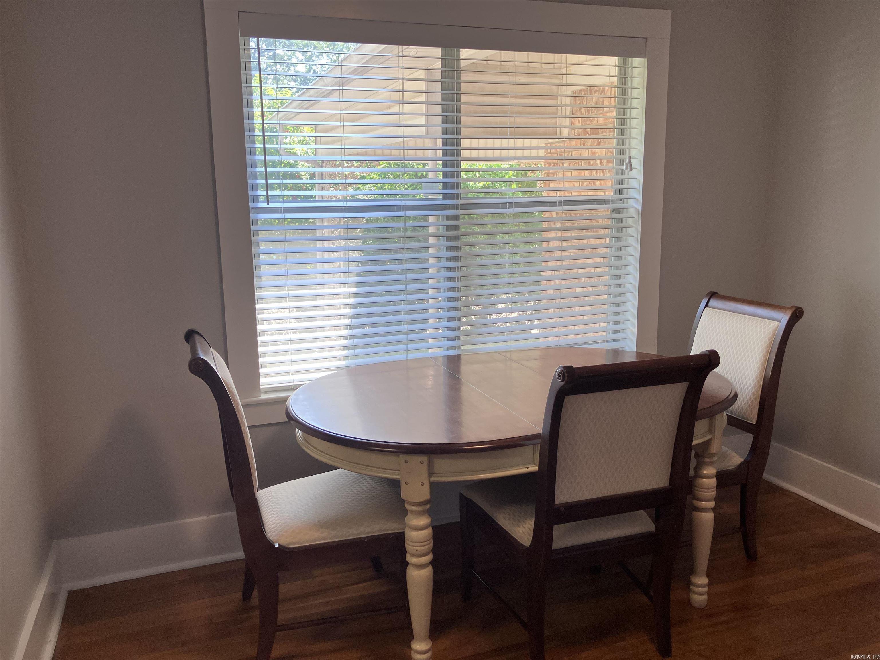 506 W Pleasure  Searcy, AR