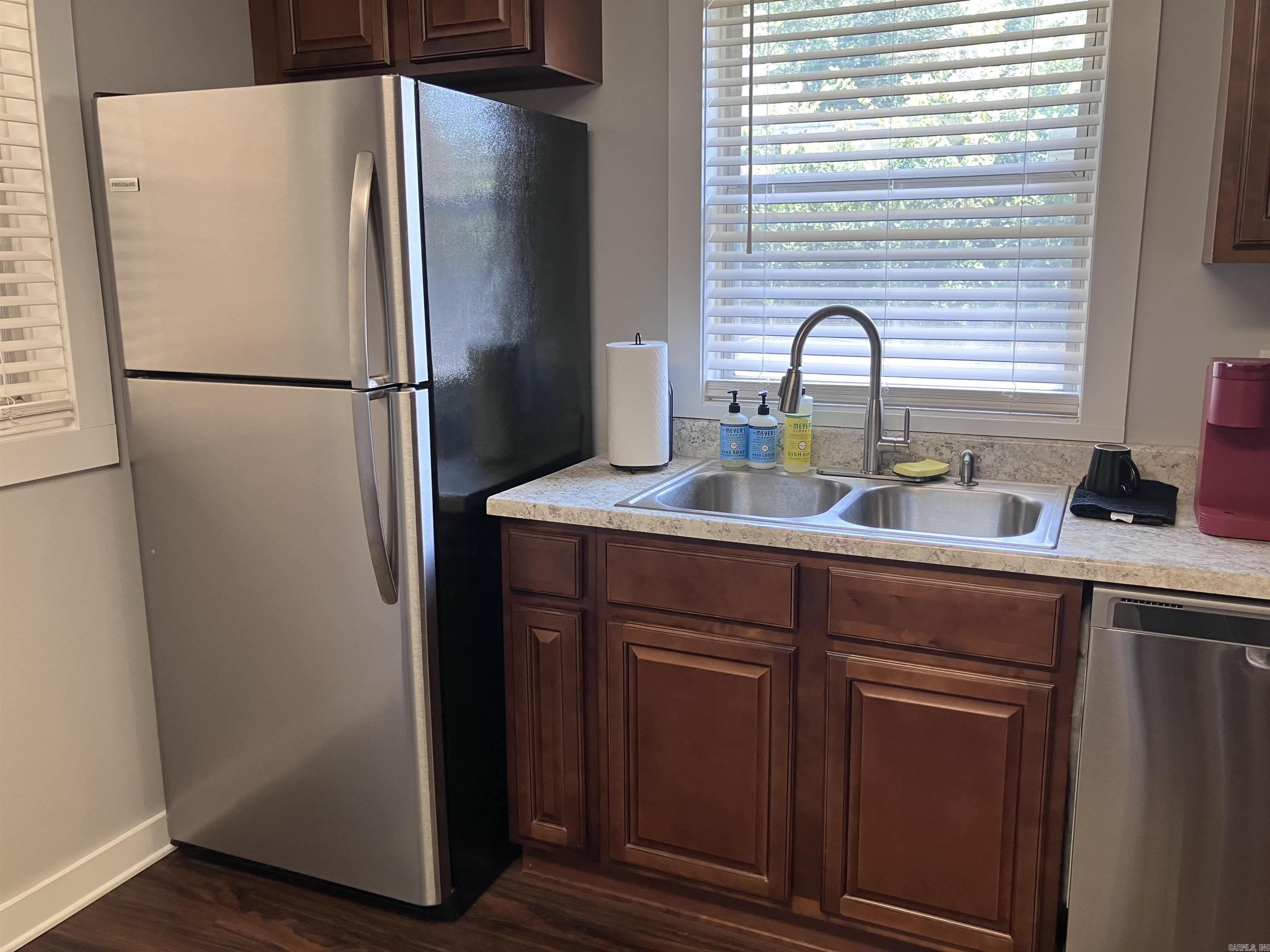 506 W Pleasure  Searcy, AR