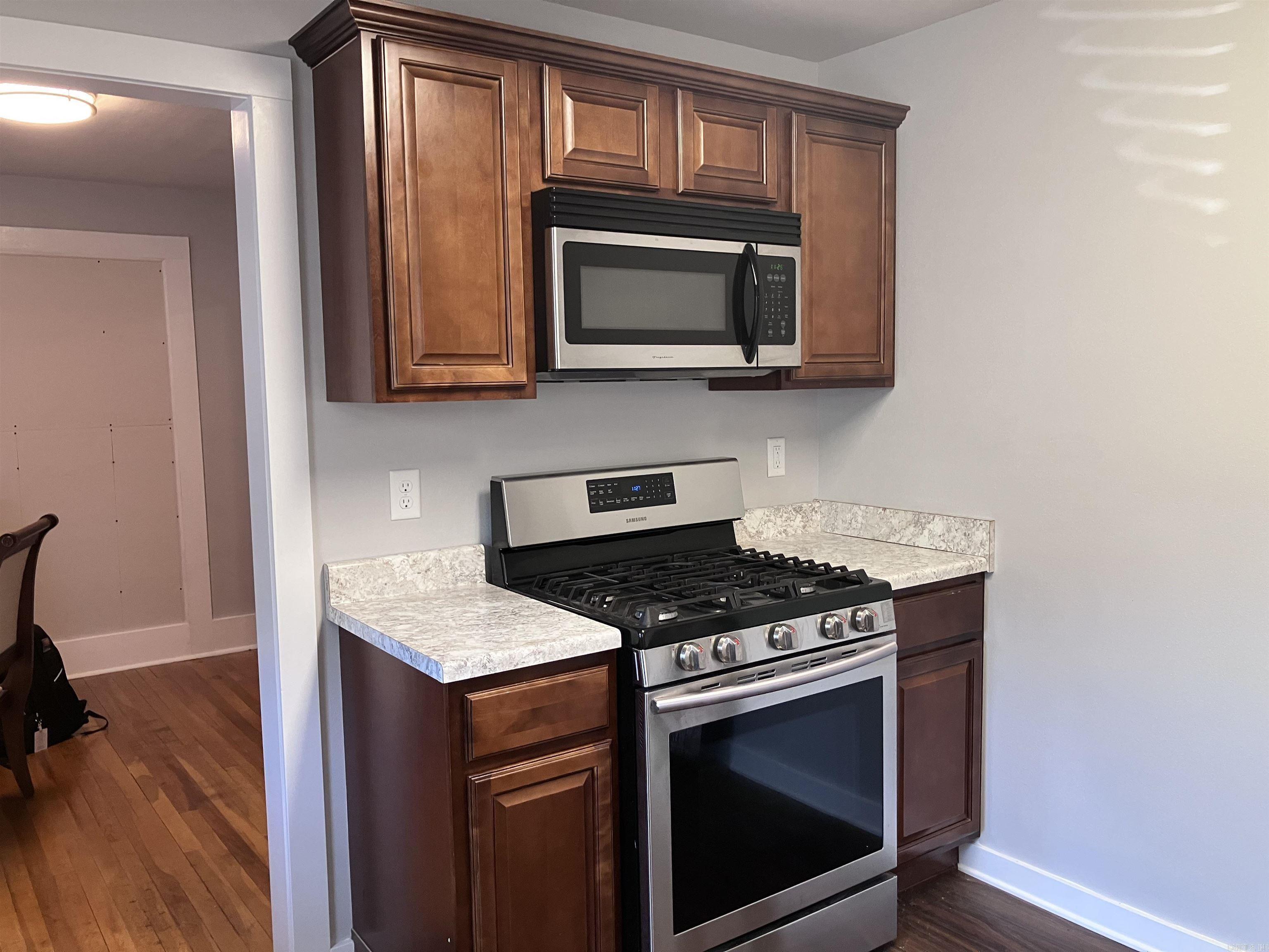 506 W Pleasure  Searcy, AR