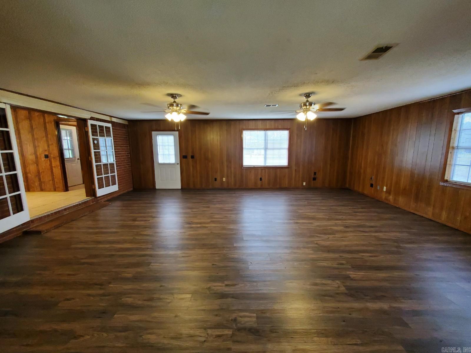 102 S Smyrna  Searcy, AR