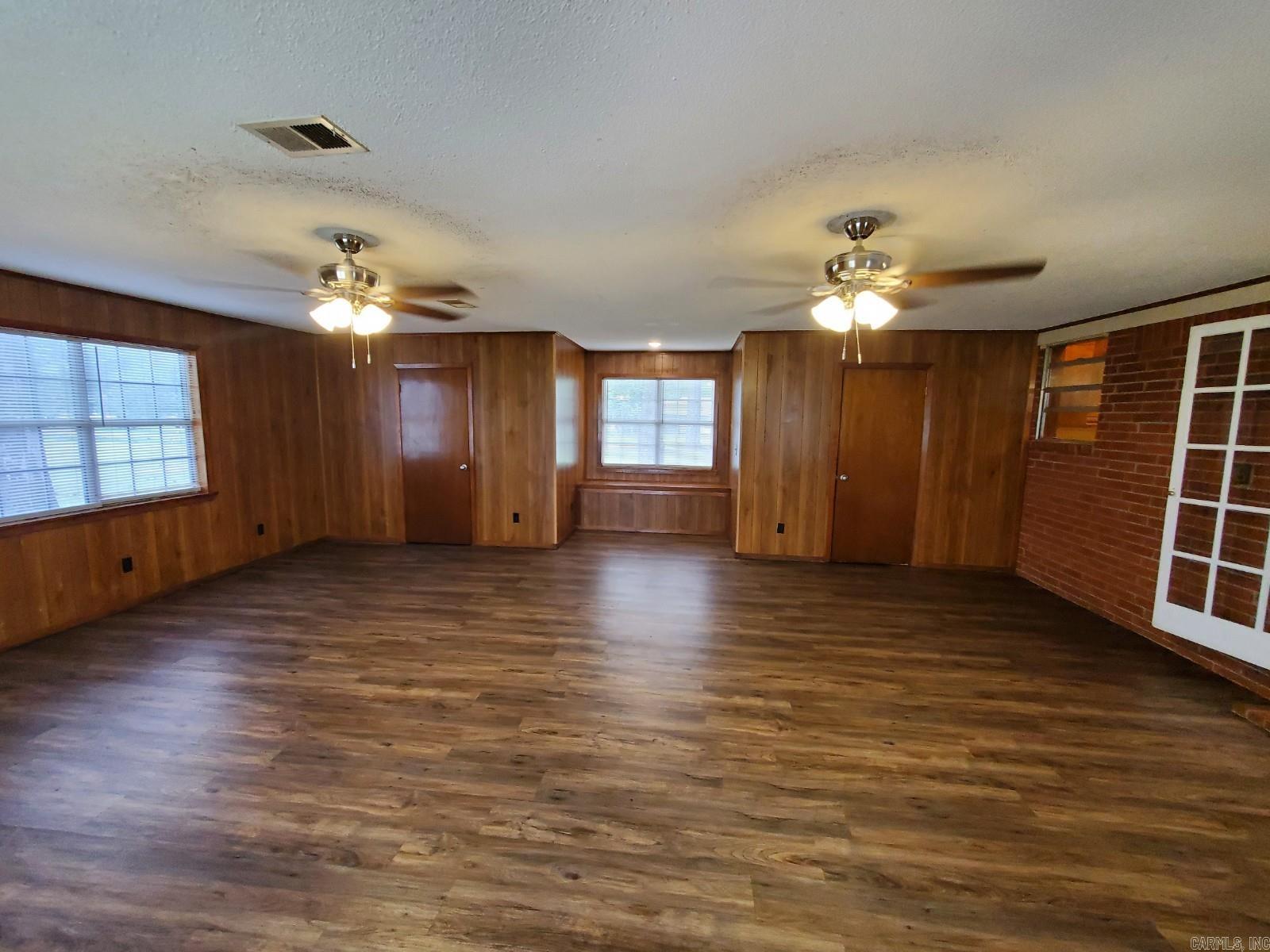 102 S Smyrna  Searcy, AR