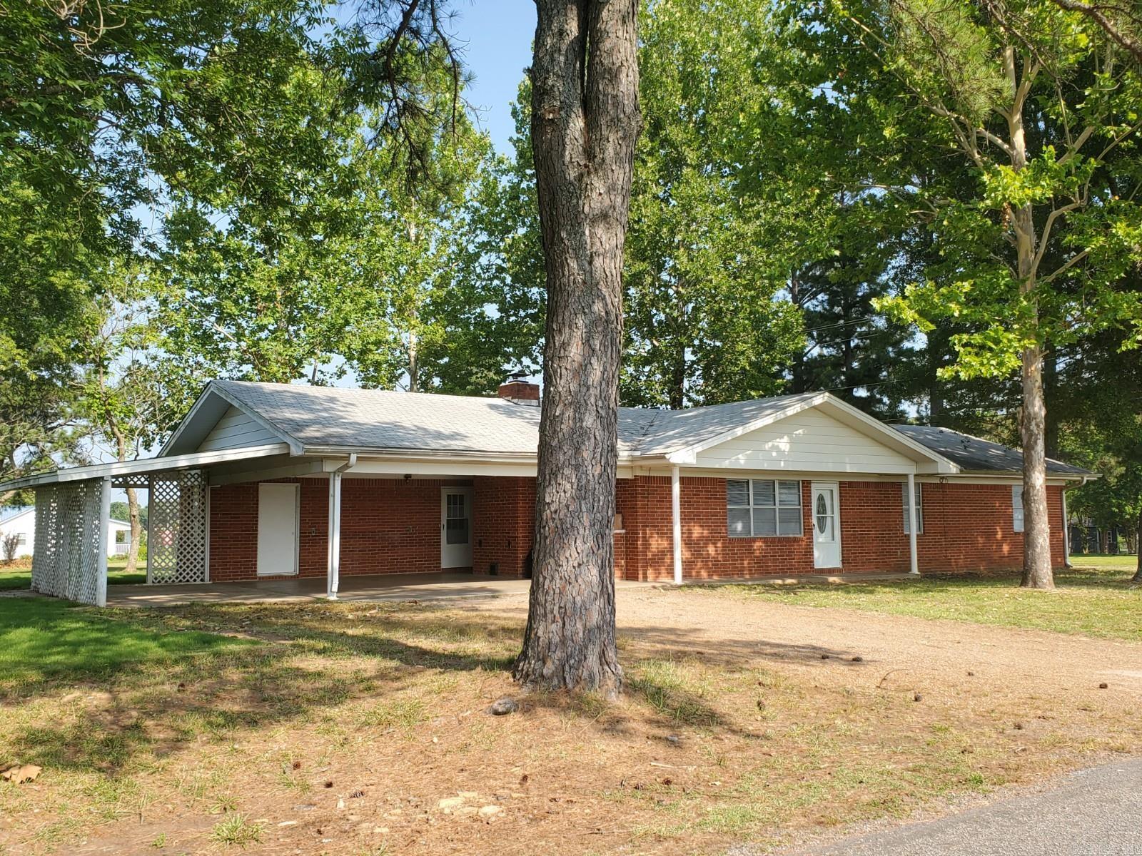 102 S Smyrna  Searcy, AR