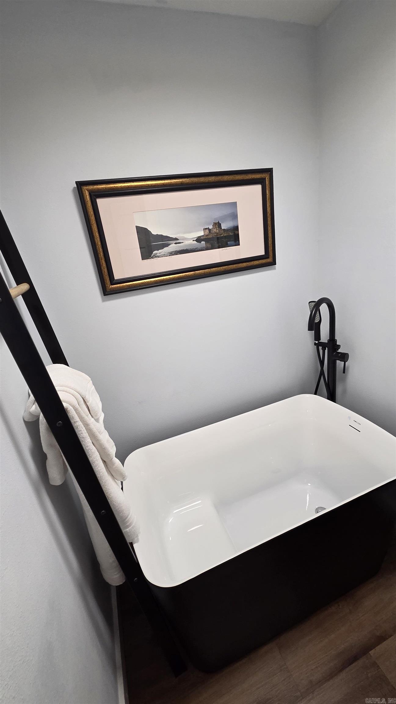 135 Hillview  Fairfield Bay, AR