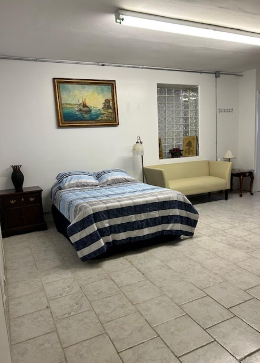 118 E Main  Mountain View, AR