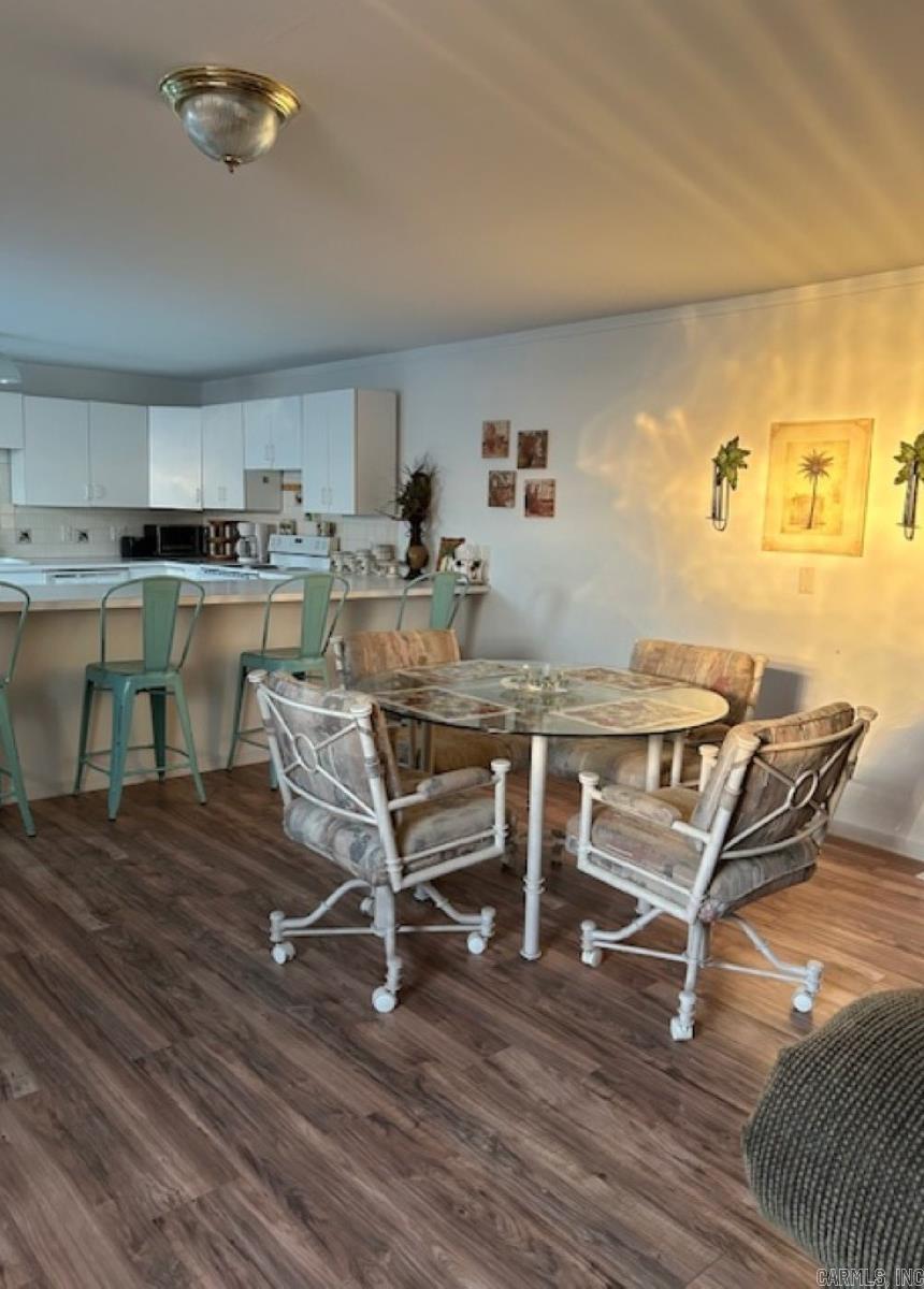 118 E Main  Mountain View, AR