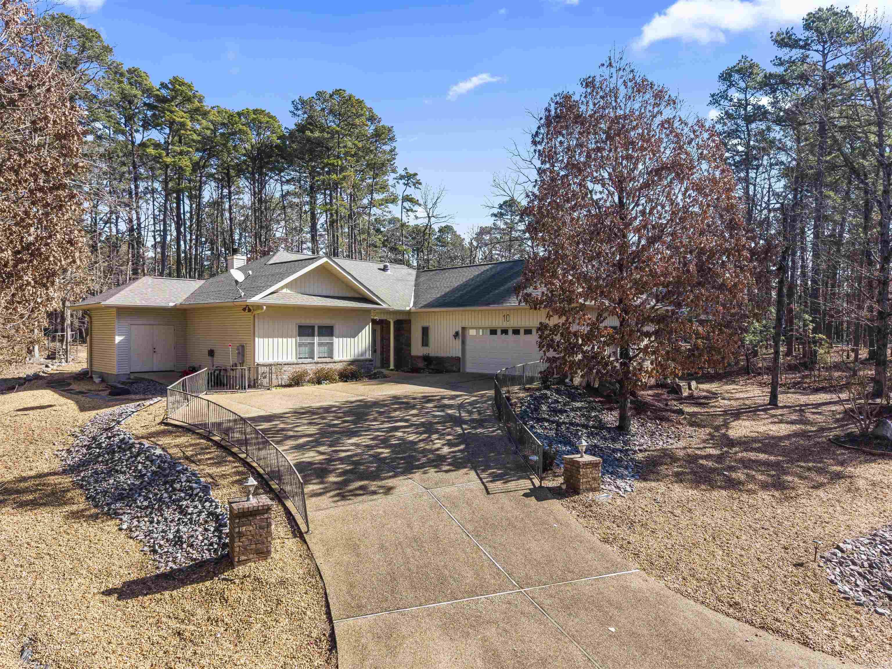 10 Marbella Lane Hot Springs Village, AR 71909