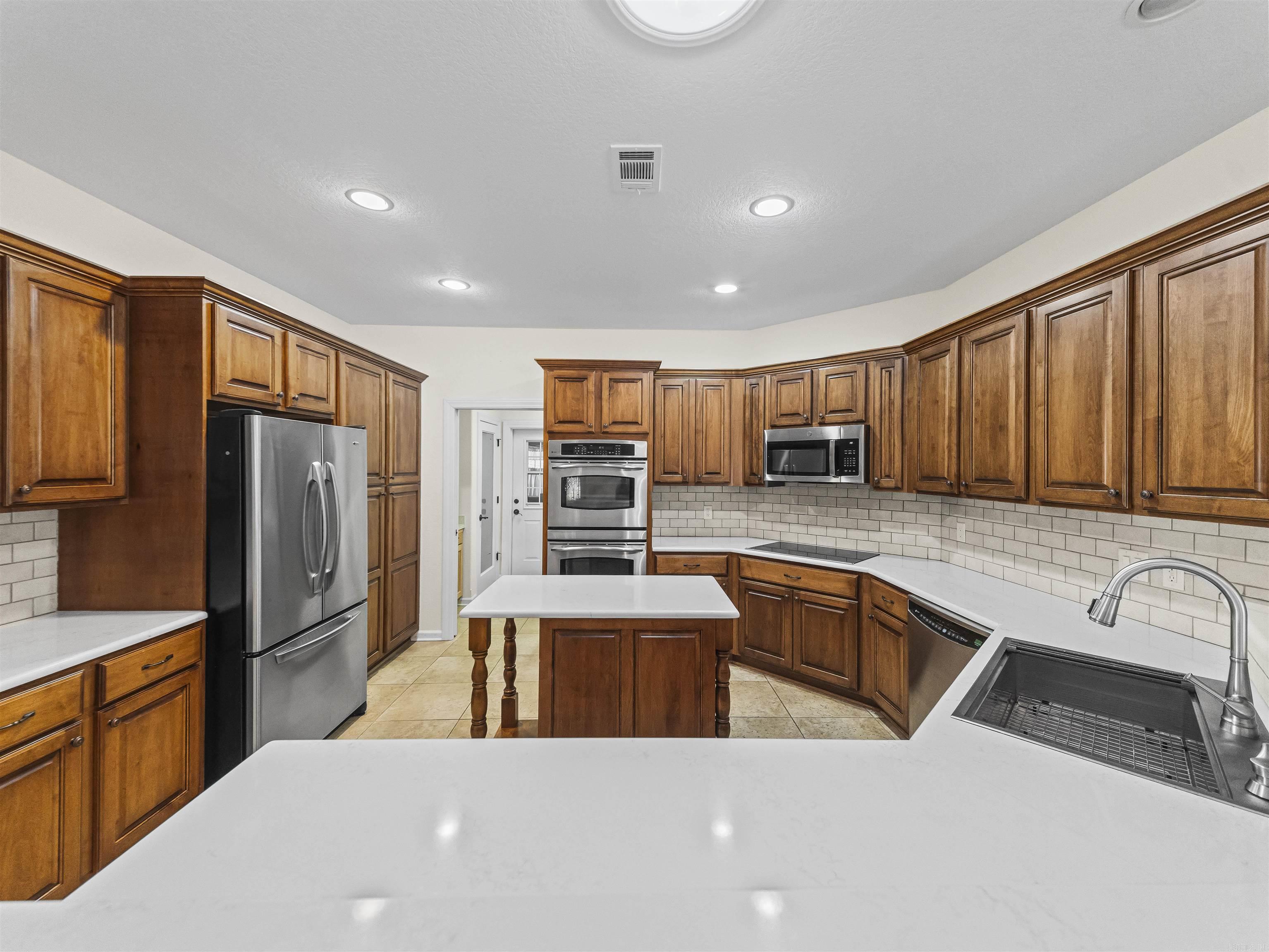 10 Marbella  Hot Springs Village, AR