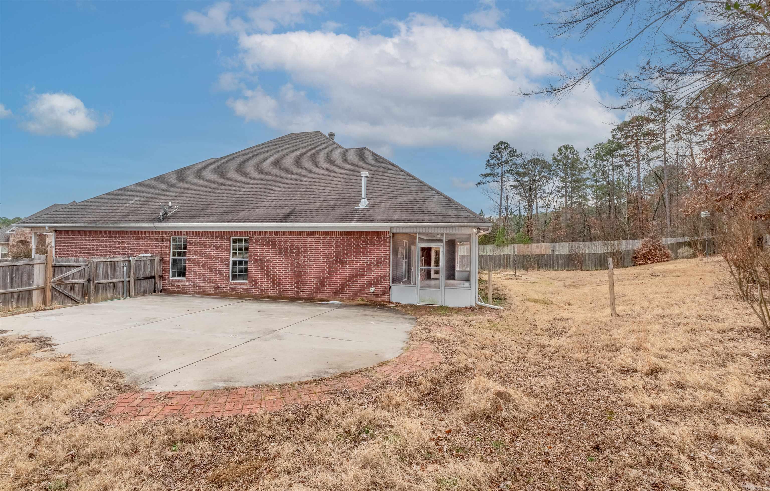 44 Forest Valley  Little Rock, AR