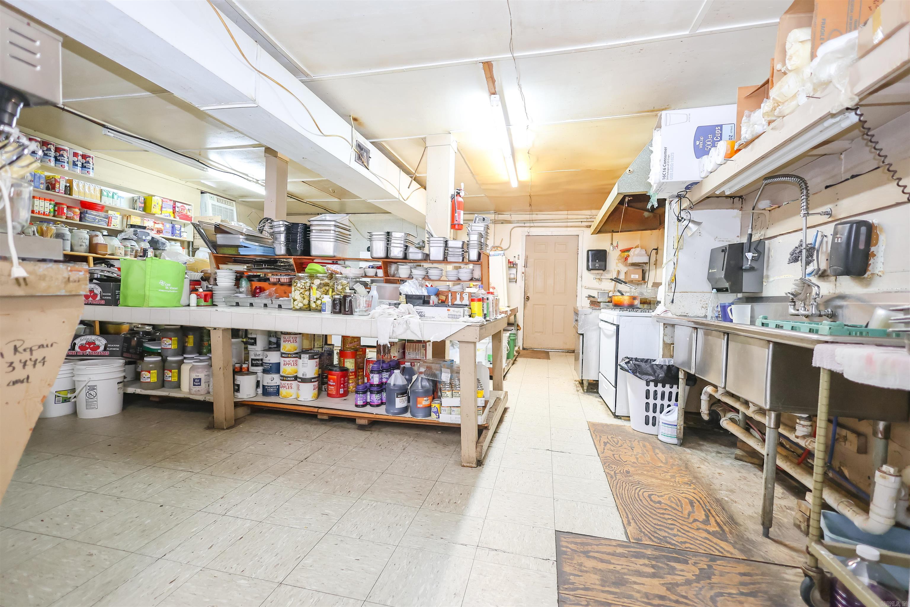 103 W Thompson  Amity, AR