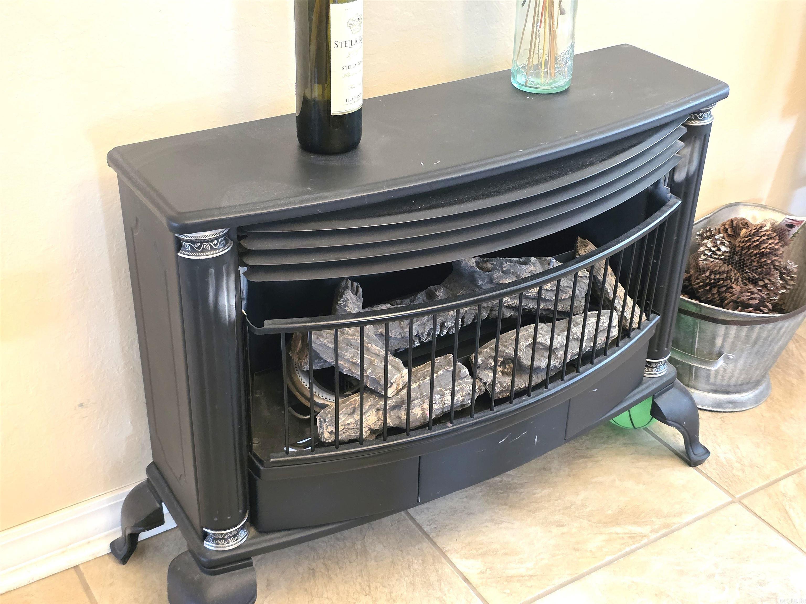 195 Polk Road 492  Cove, AR