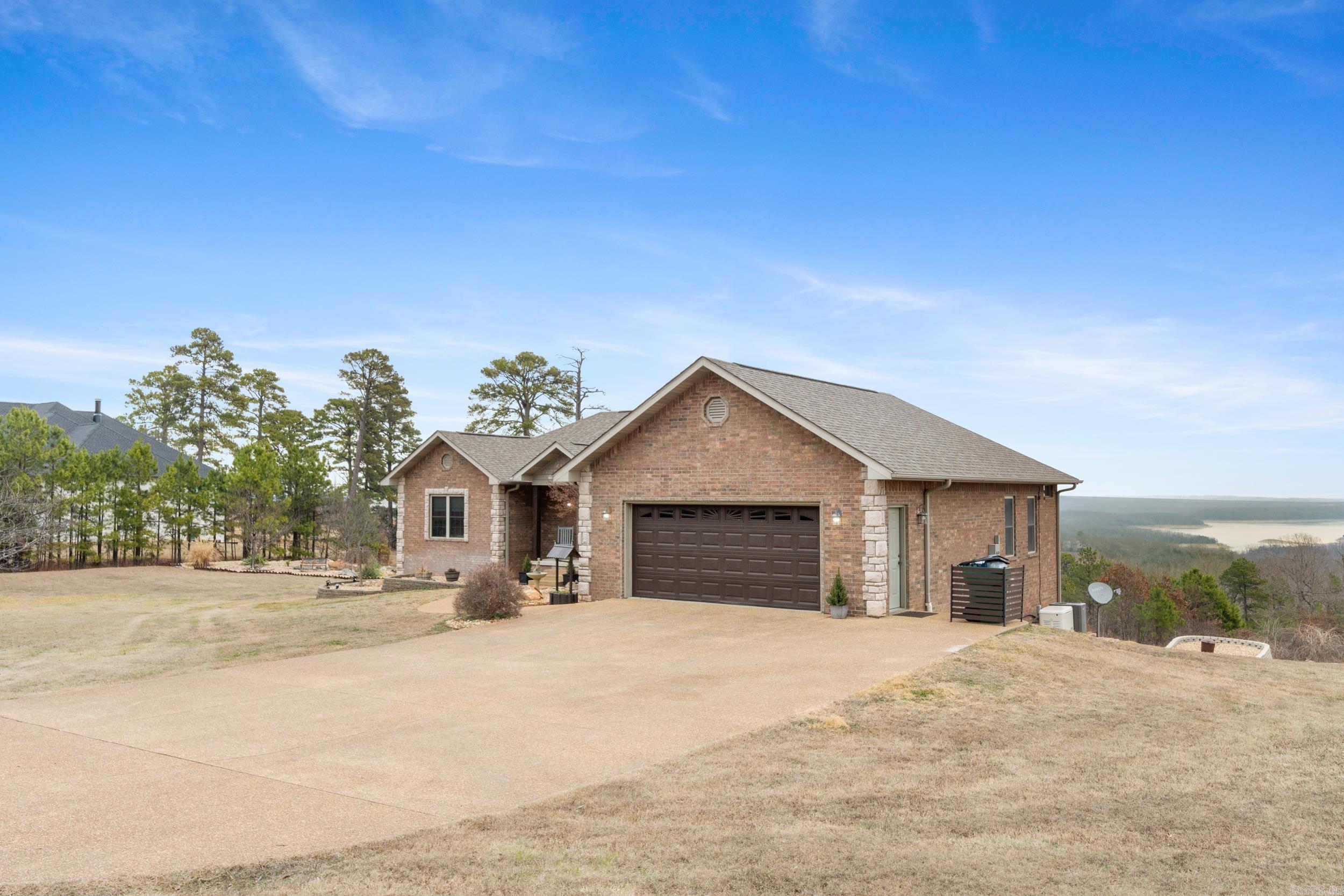 206 Swiss Alps Lane  Mountain Home, AR
