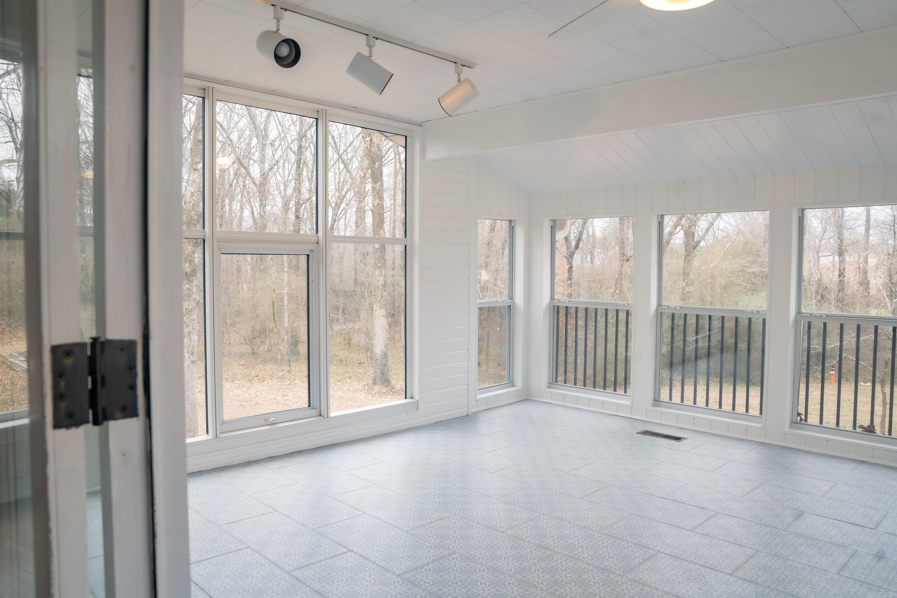 12 Hill Creek Circle  Searcy, AR