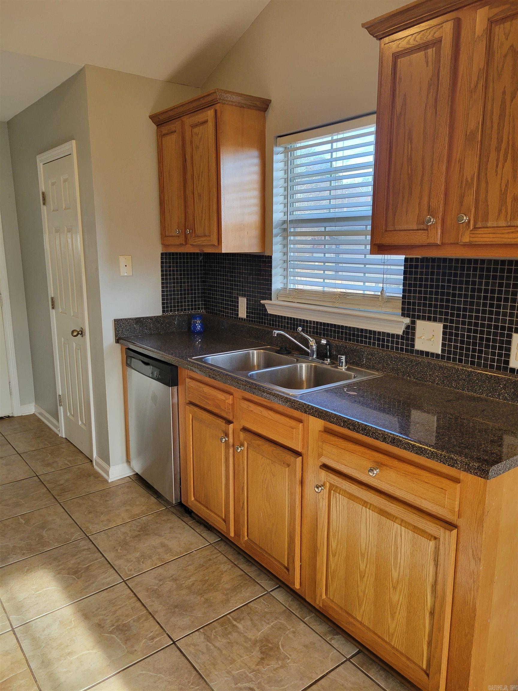 303 W Valentine Road Jacksonville, AR 72076