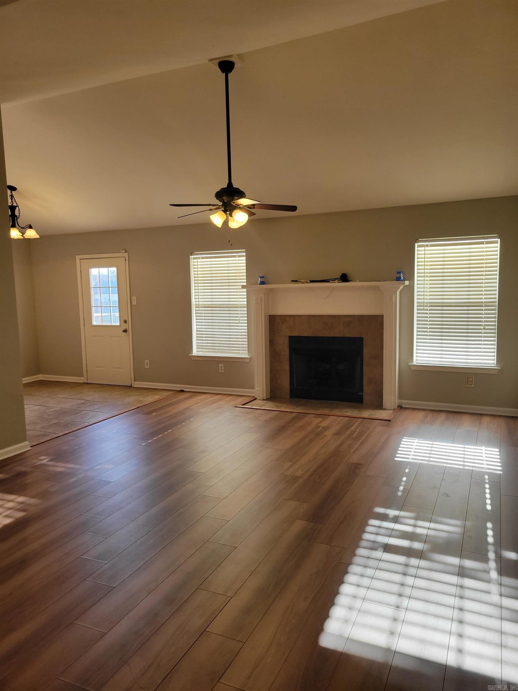 303 W Valentine Road Jacksonville, AR 72076