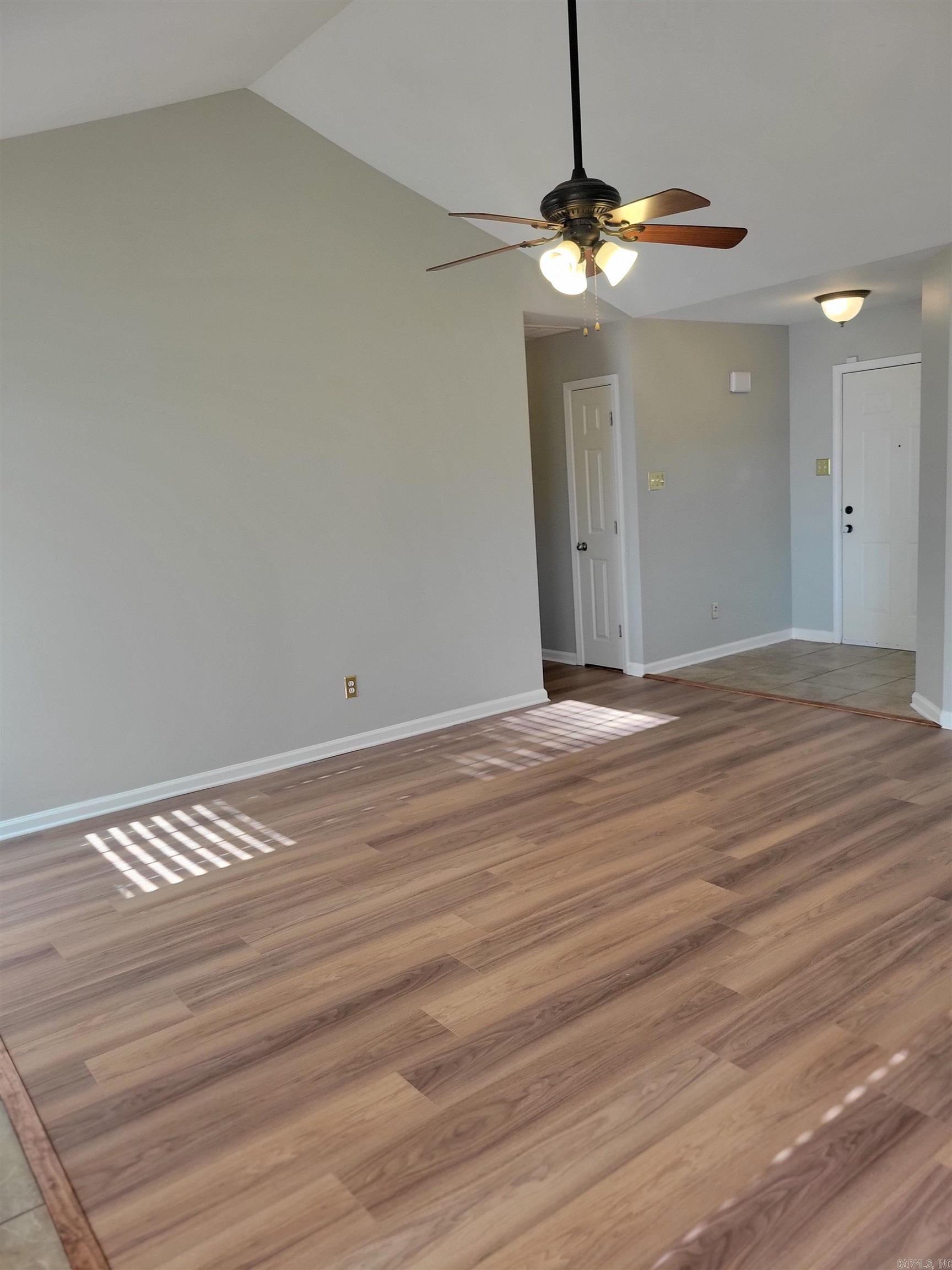 303 W Valentine Road Jacksonville, AR 72076