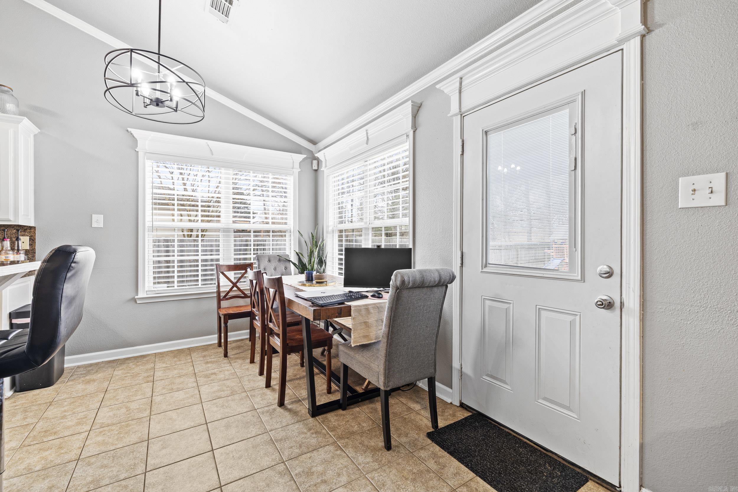 17 Shamsie Dr  Ward, AR