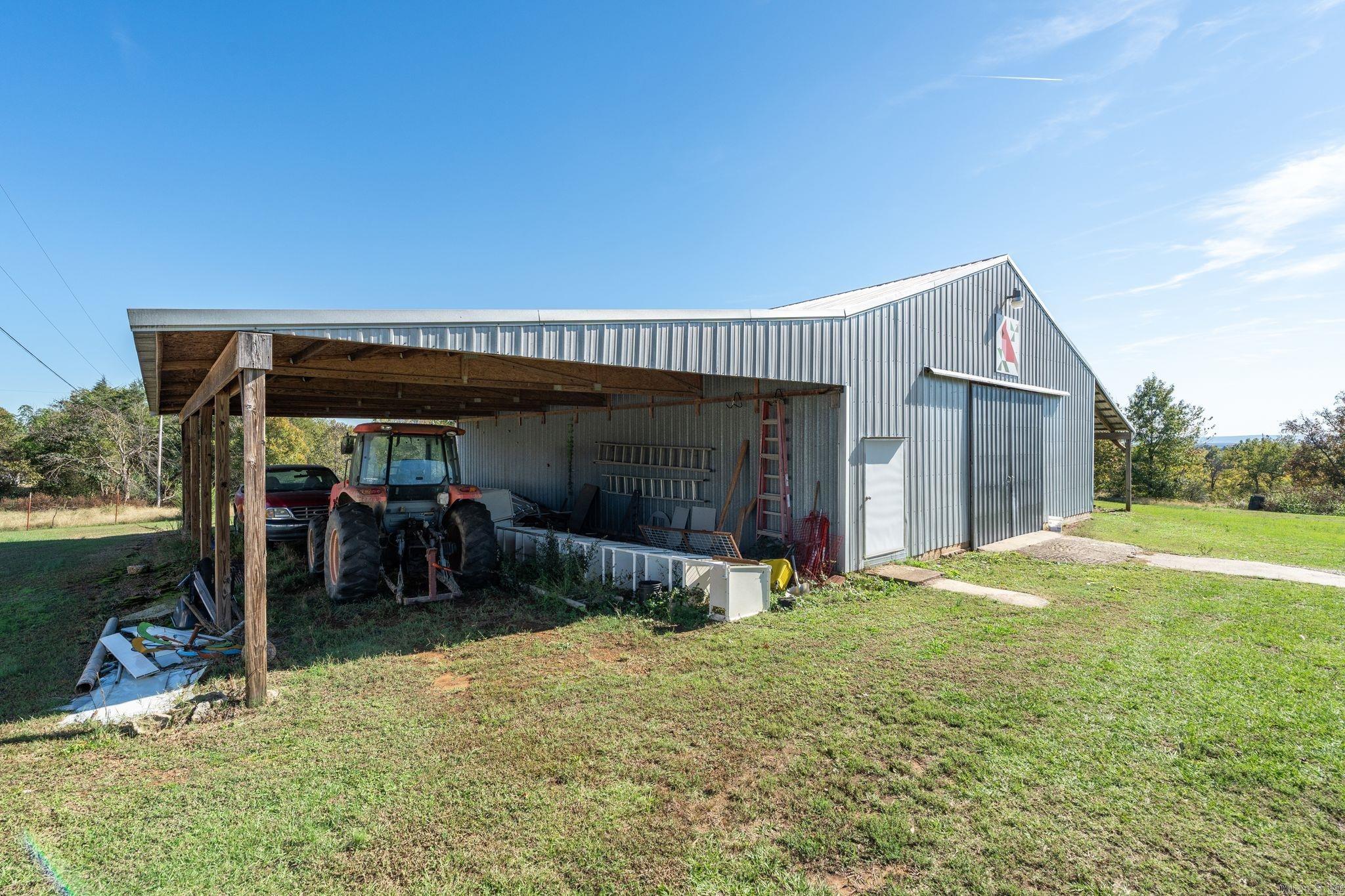 3935 186  Ozark, AR