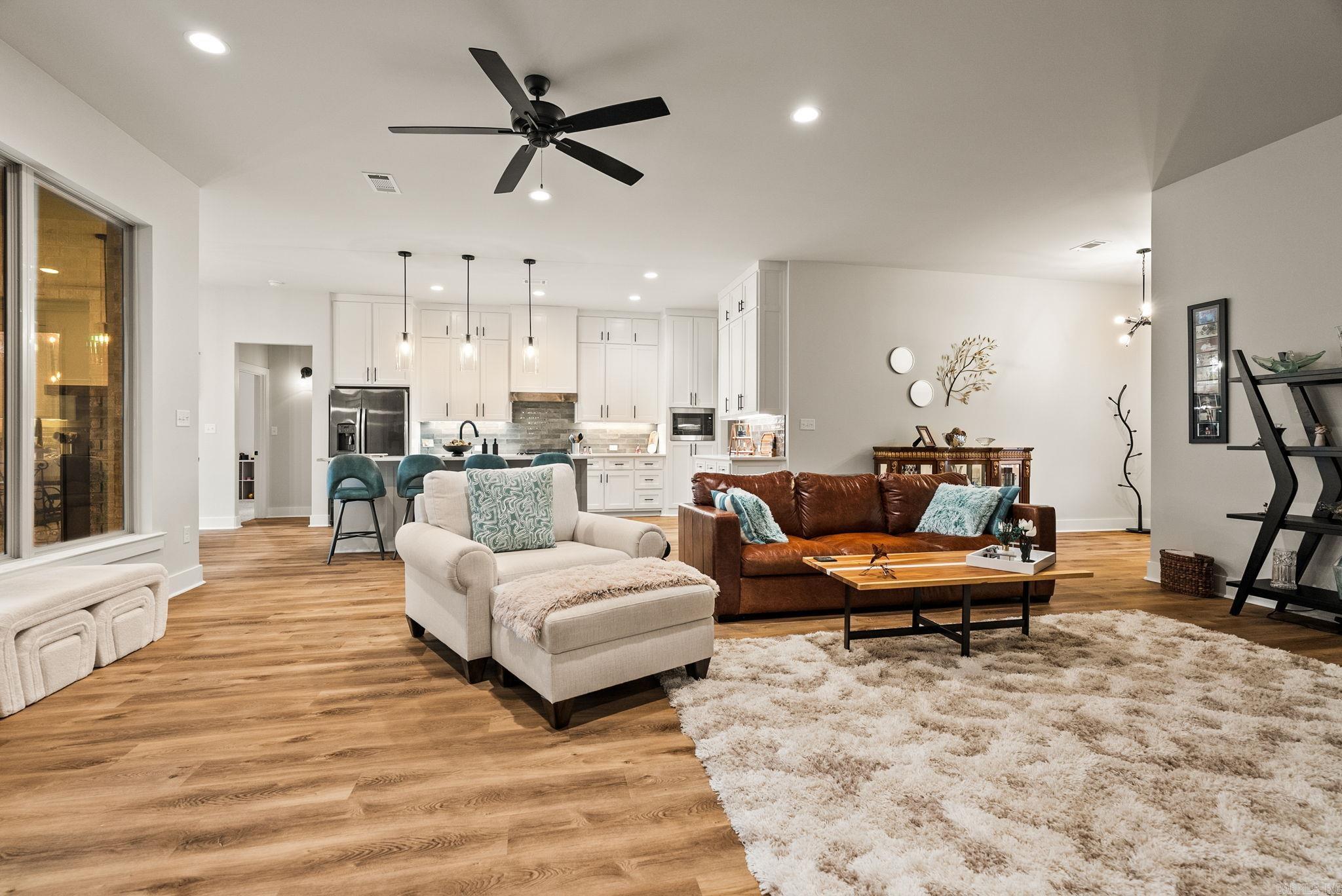 15015 Matterhorn  Maumelle, AR