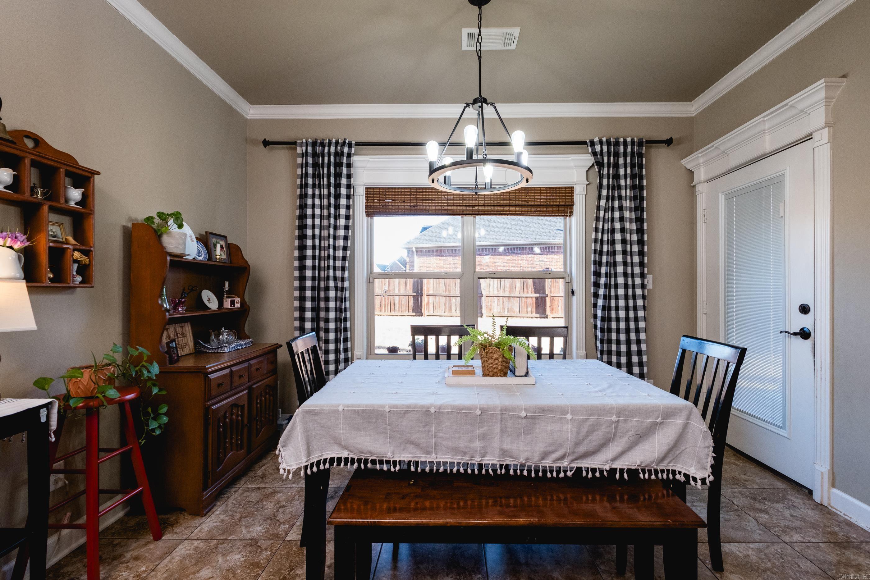 2805 Coldwater Dr  Benton, AR