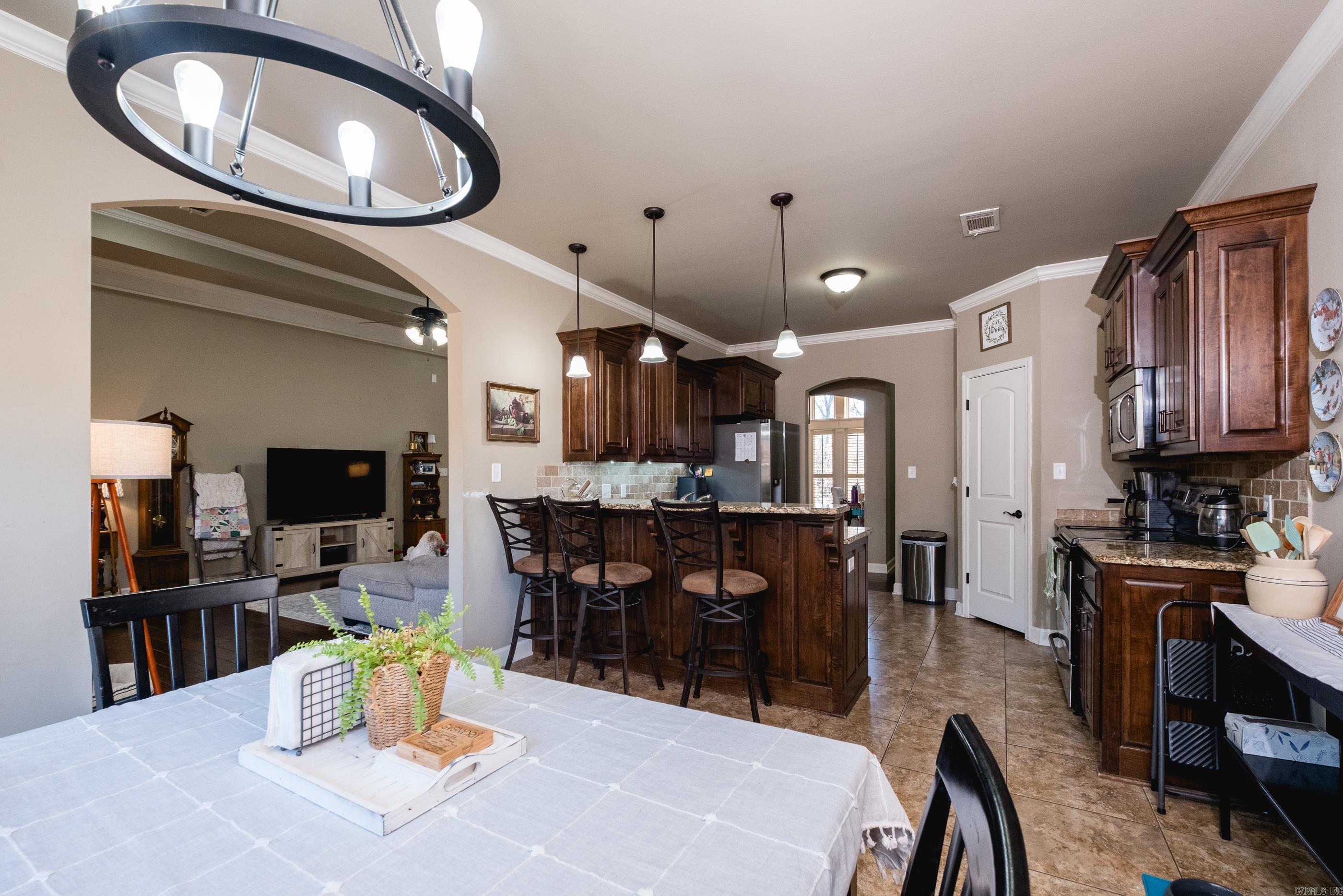 2805 Coldwater Dr  Benton, AR