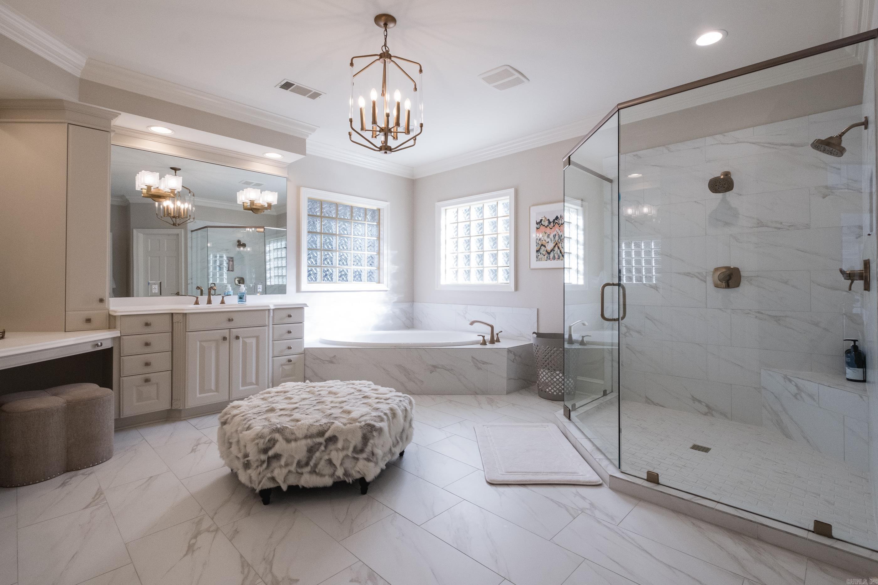 18 Hickory Creek  Little Rock, AR