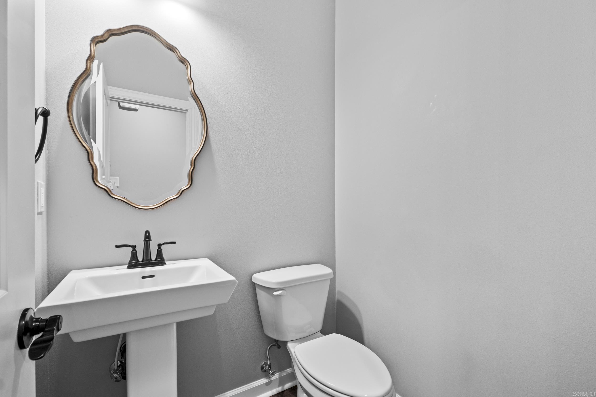 9824 Oak Forest  Sherwood, AR