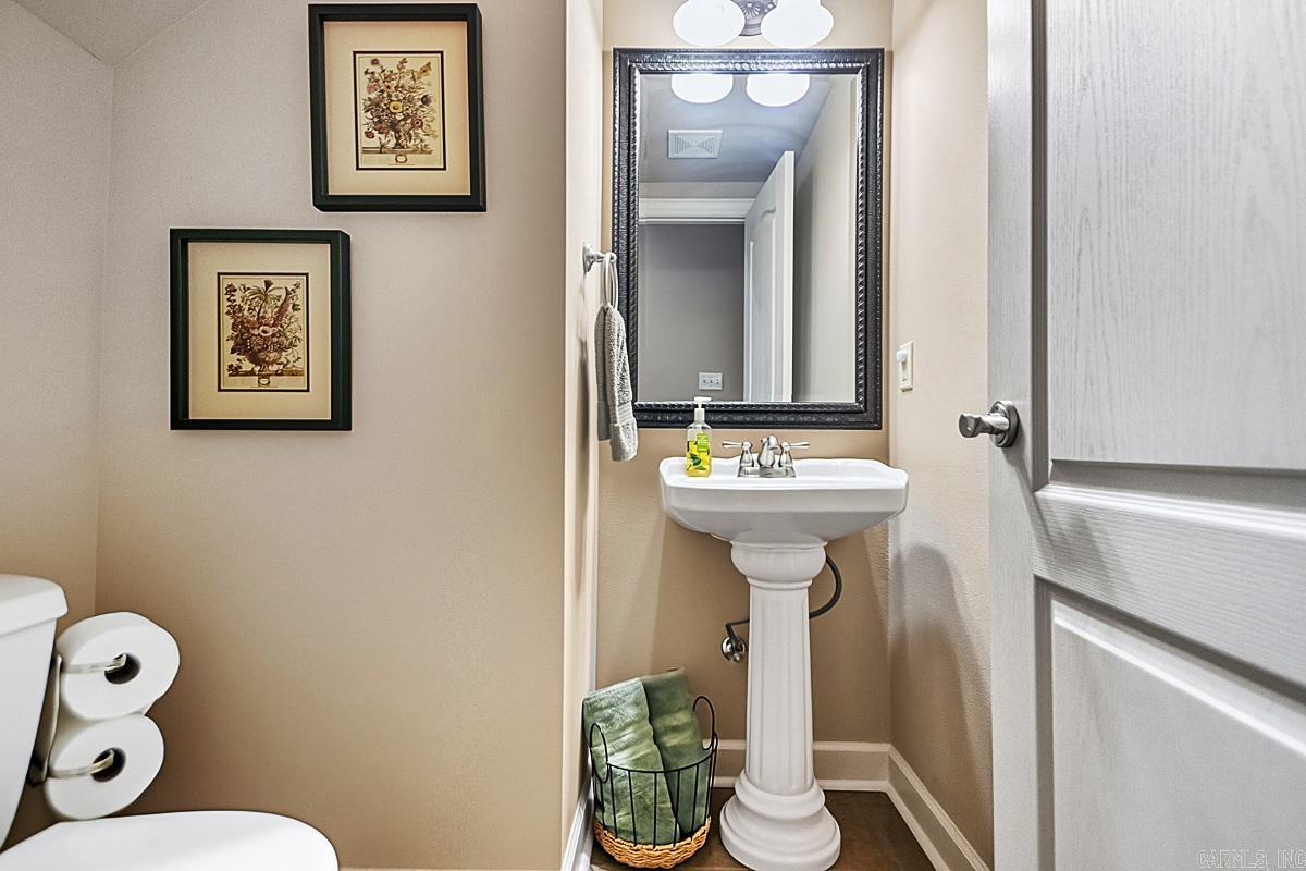 2907 SHADOW CREEK DRIVE  Benton, AR