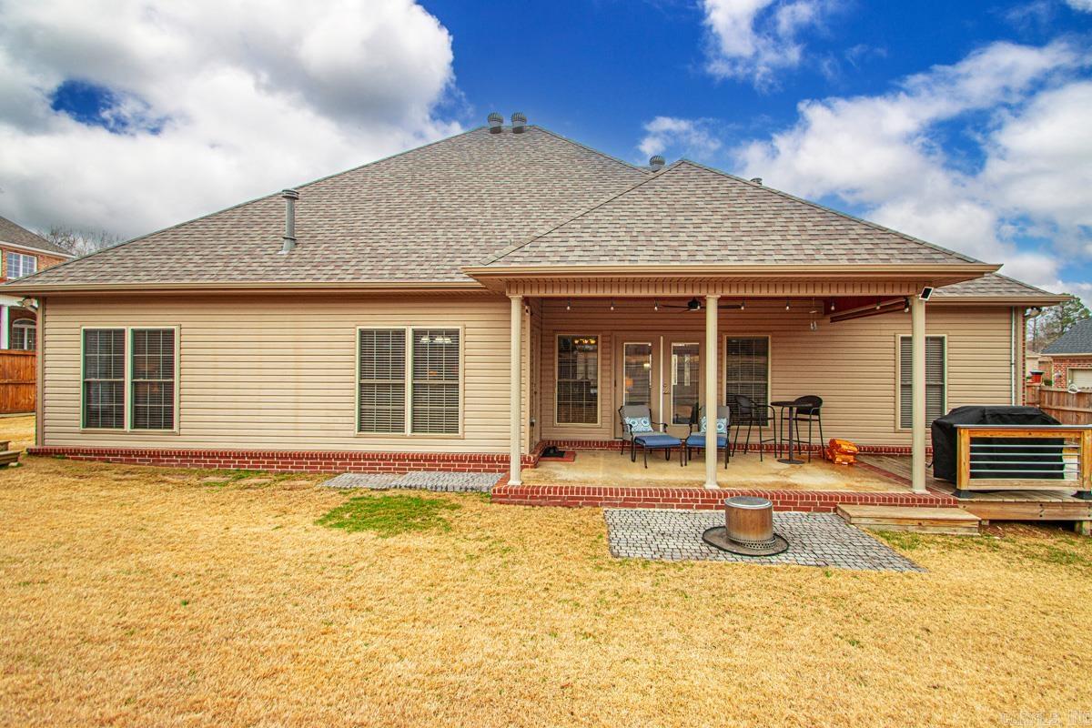 2907 SHADOW CREEK DRIVE  Benton, AR