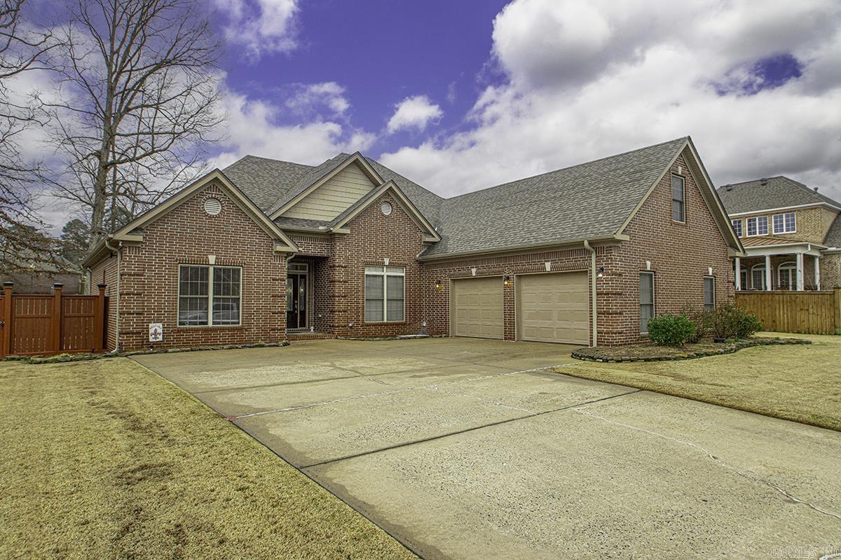 2907 SHADOW CREEK DRIVE  Benton, AR
