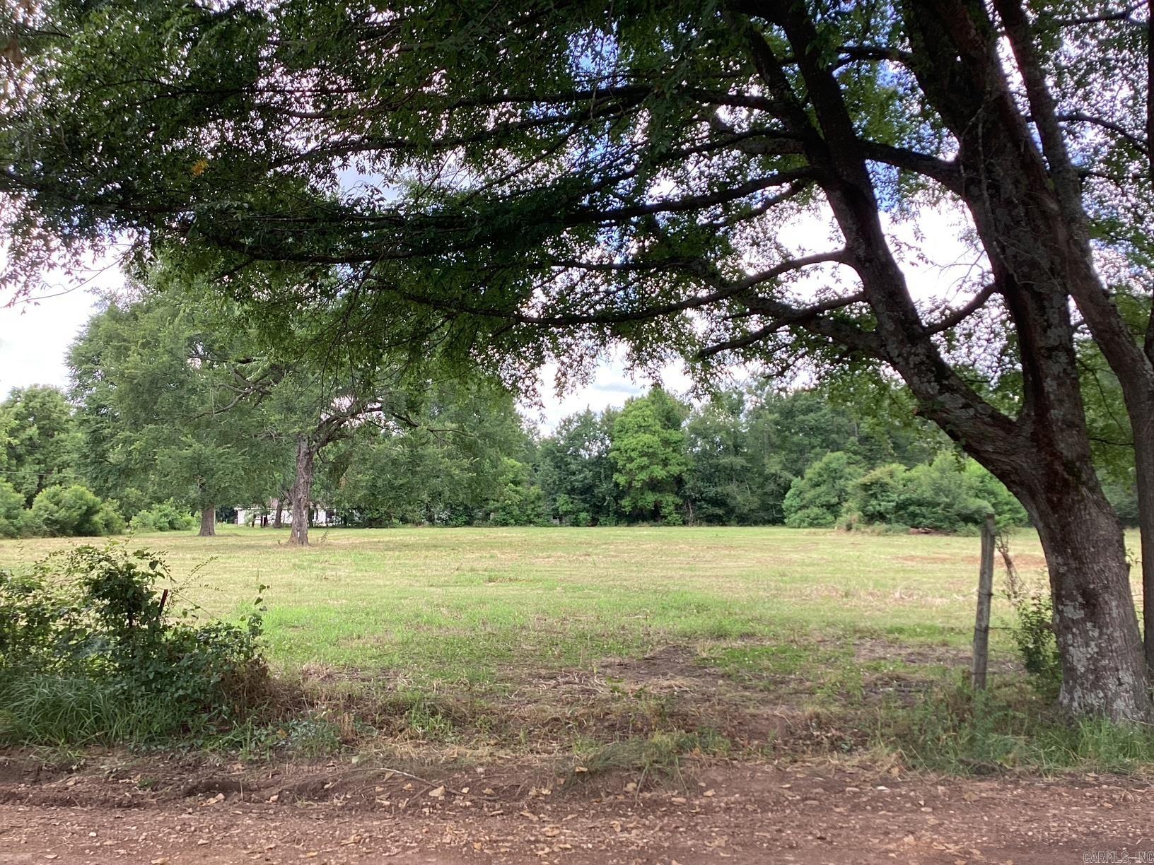  W Ave E. 41 acres  Hope, AR