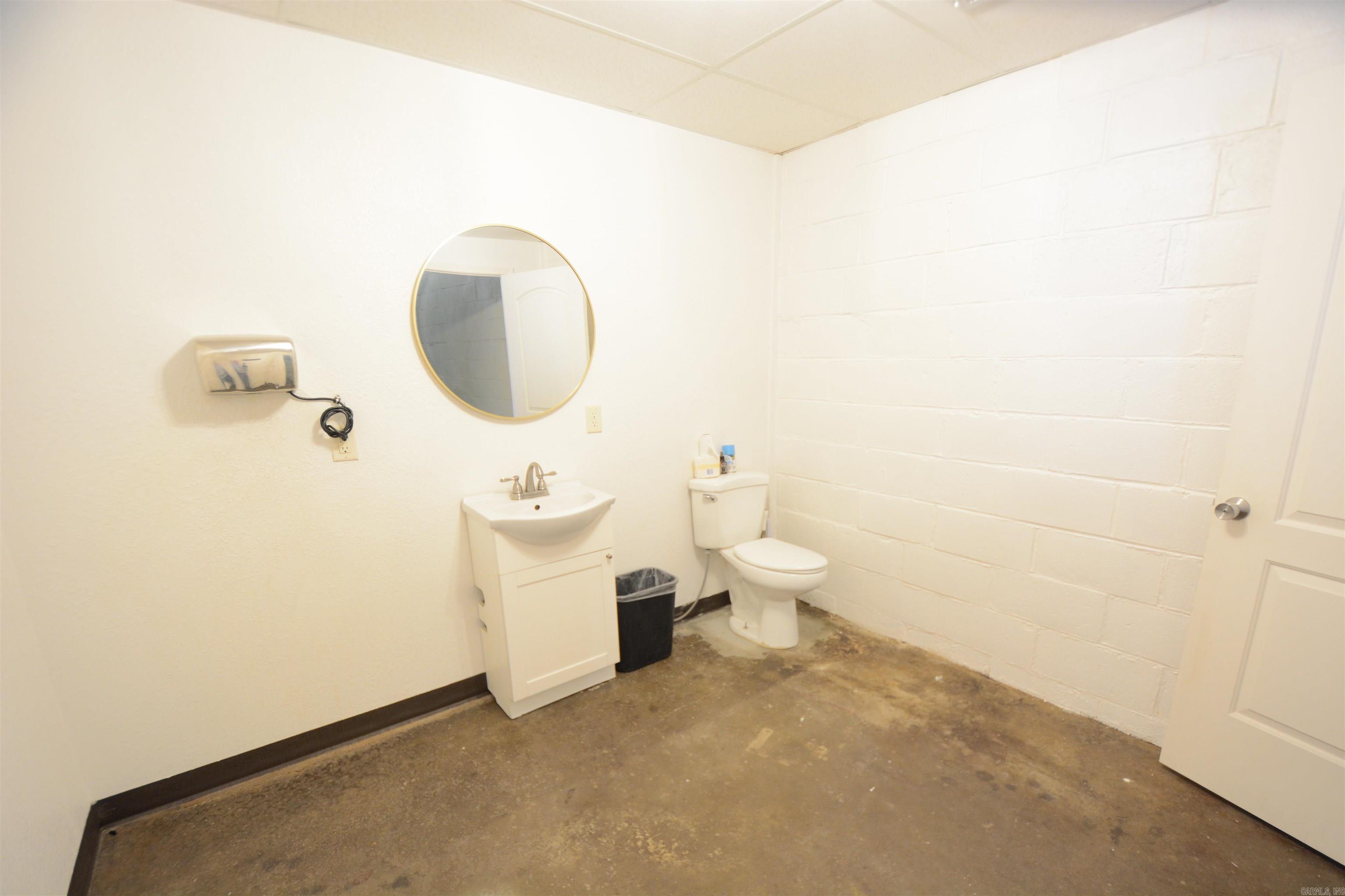 450 BROADWAY  Hot Springs, AR